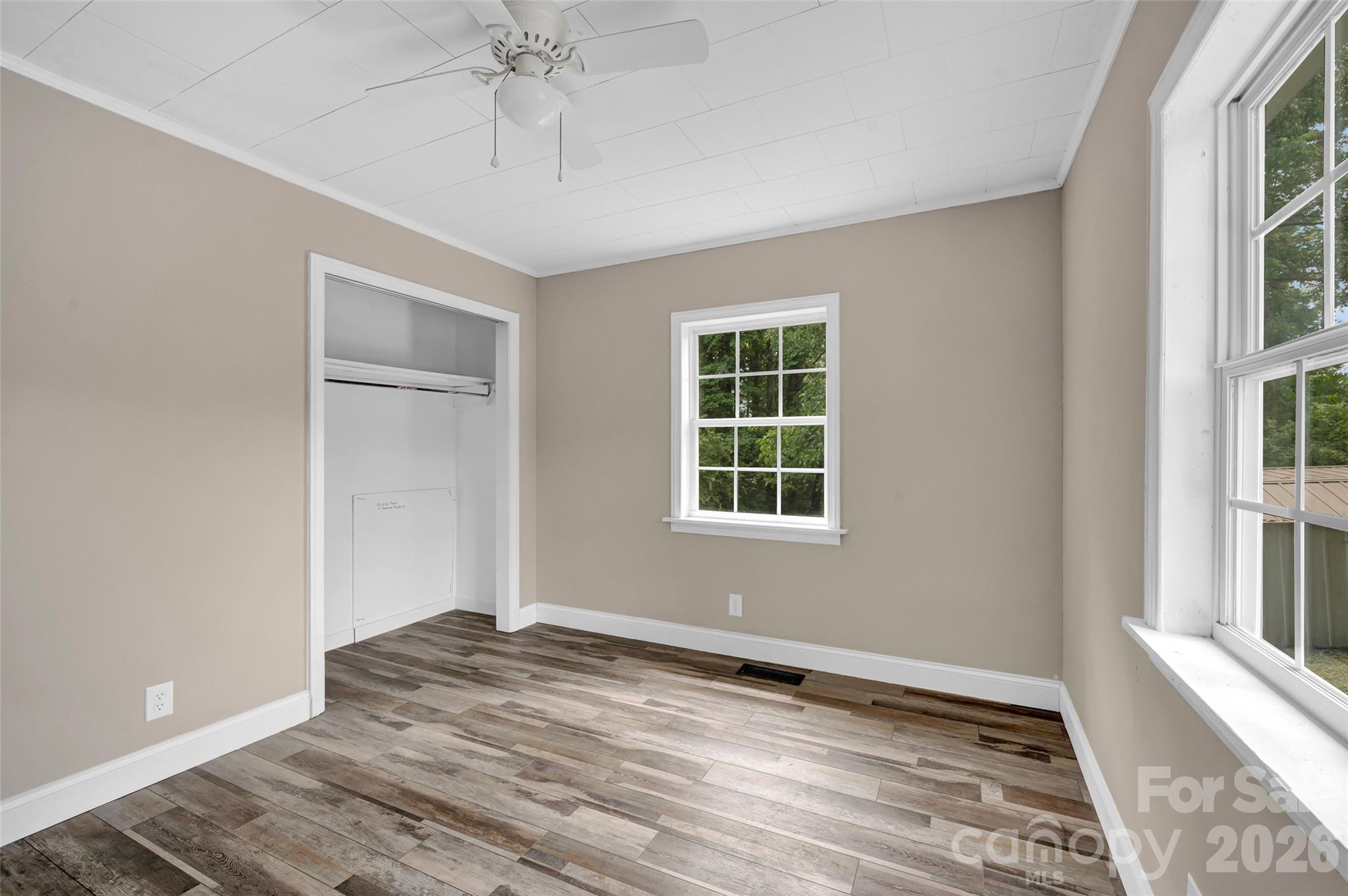 4507 US Highway 64 Highway W — Mocksville