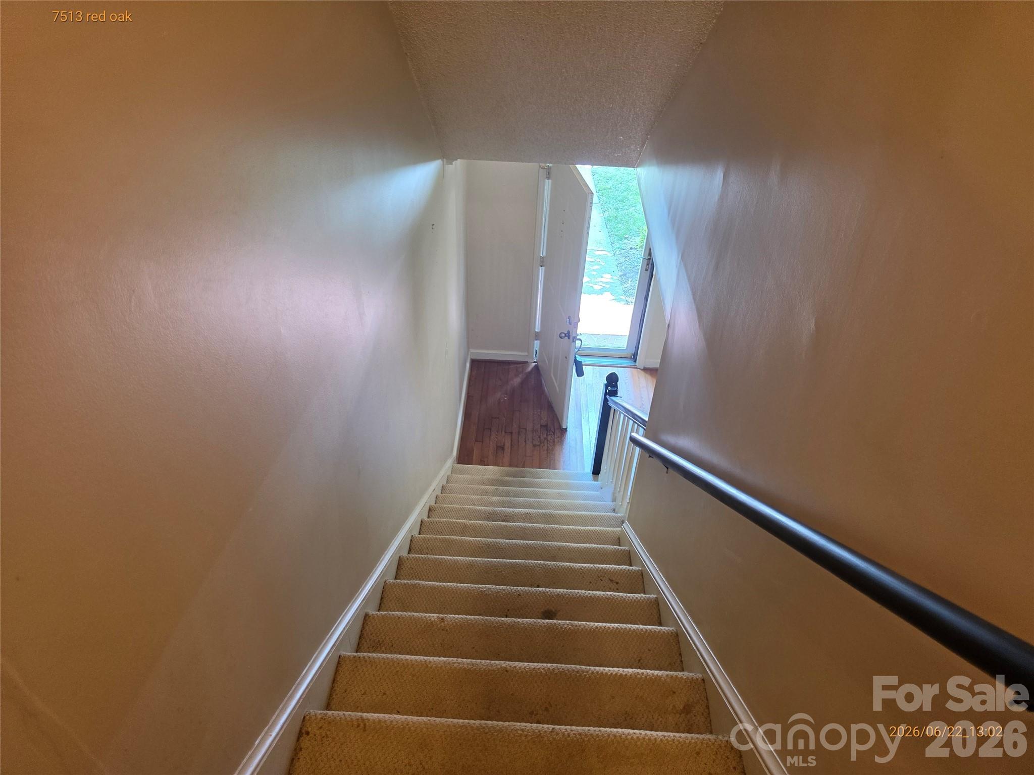 7513 Red Oak Lane — Charlotte