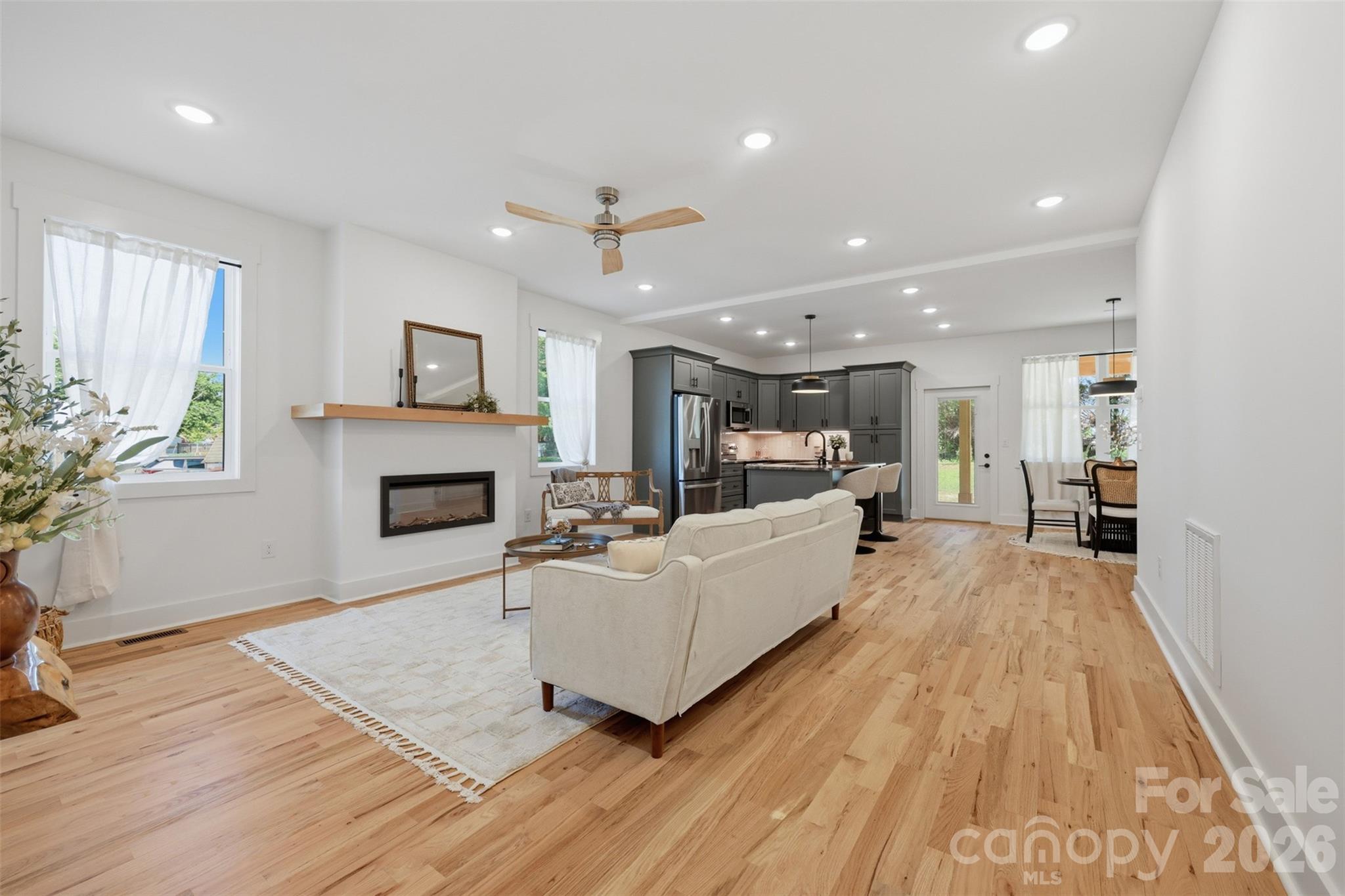 75 2nd Avenue SE — Taylorsville