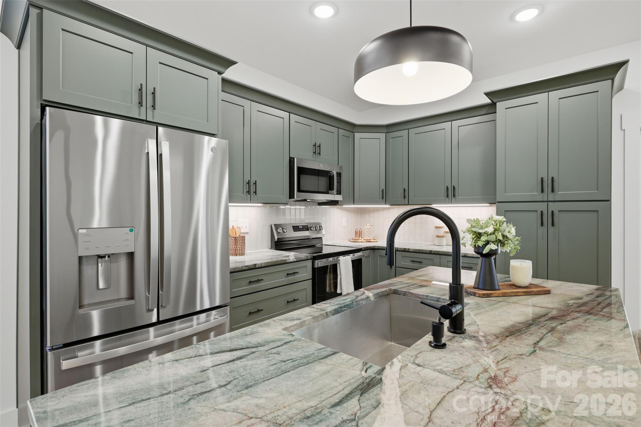 75 2nd Avenue SE — Taylorsville