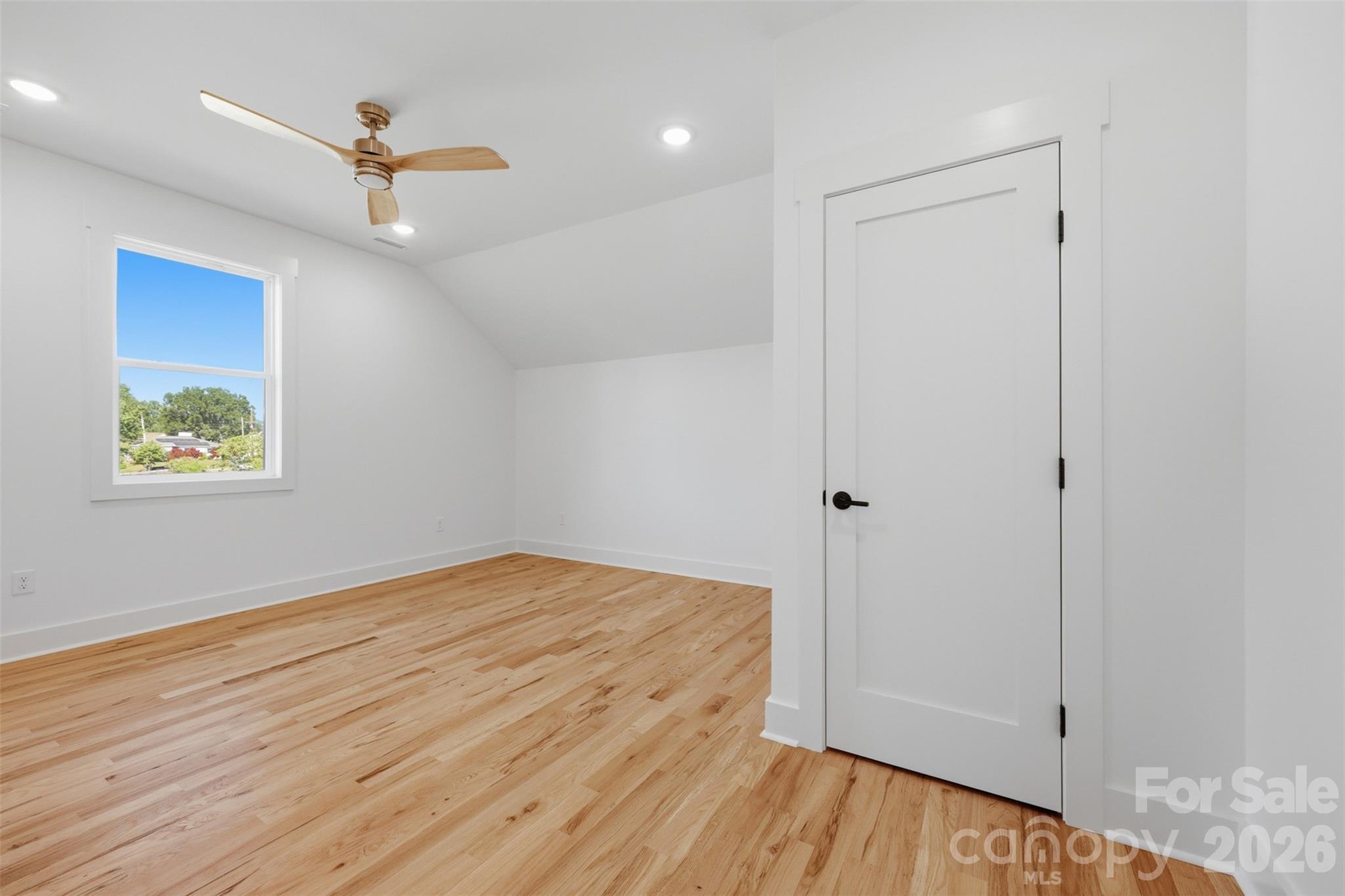 75 2nd Avenue SE — Taylorsville
