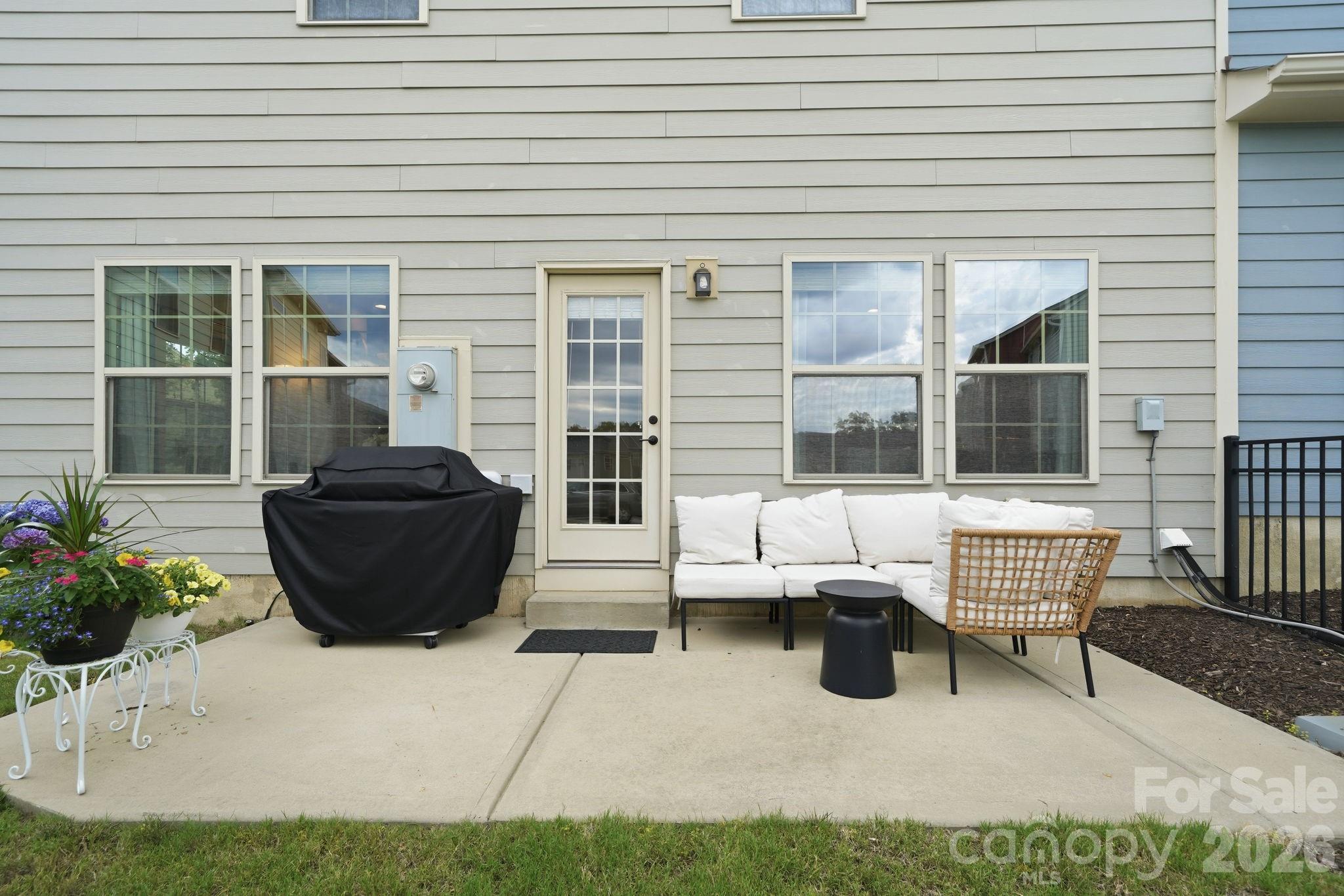 1760 Evergreen Drive — Charlotte