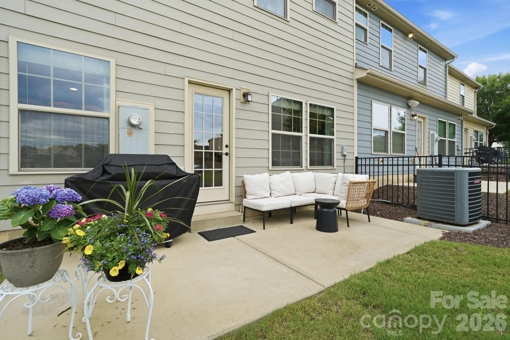 1760 Evergreen Drive — Charlotte