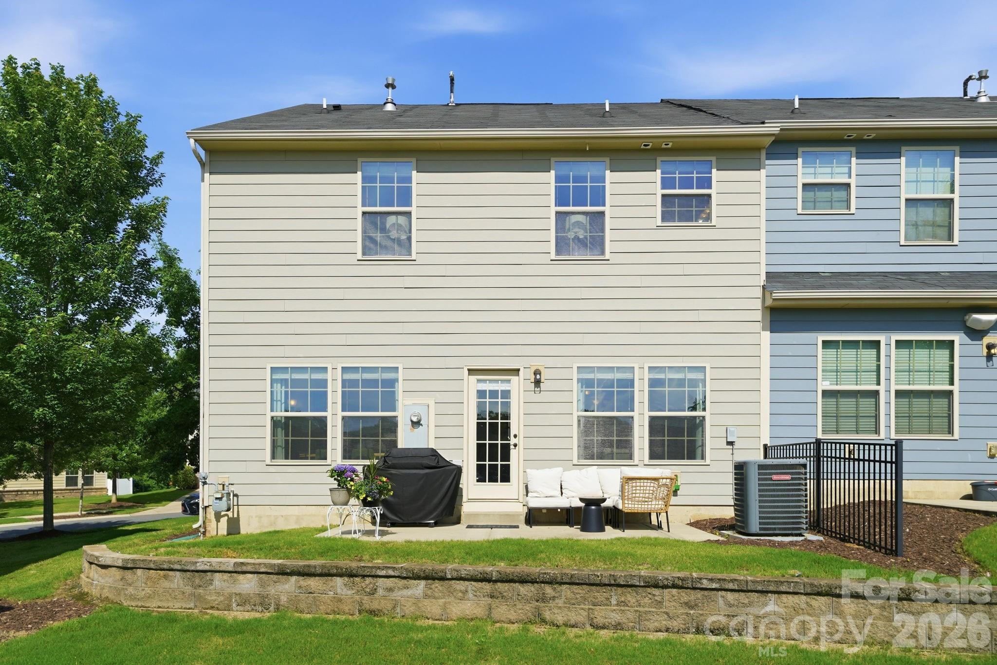 1760 Evergreen Drive — Charlotte