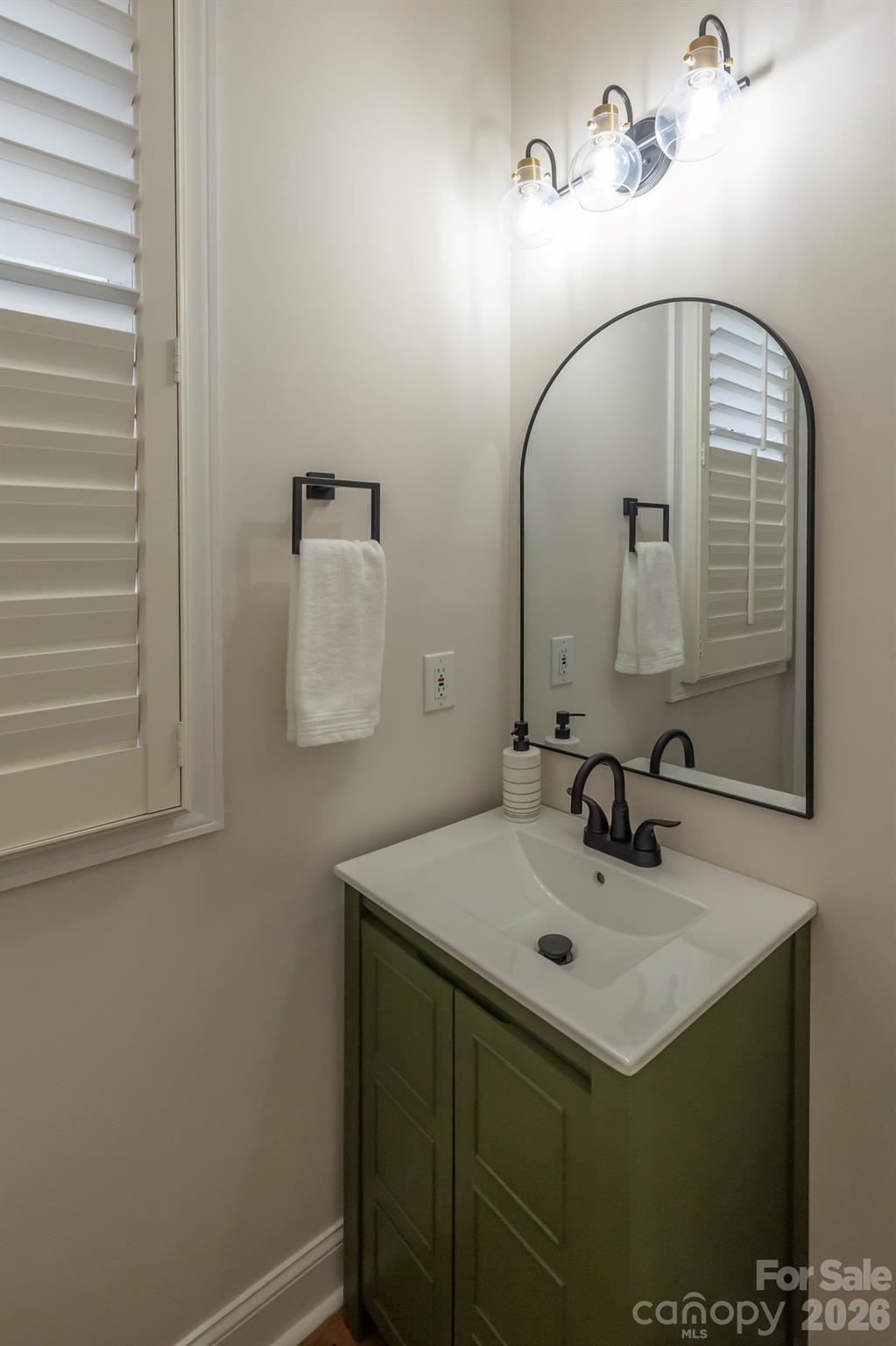 9323 Bonnie Briar Circle — Charlotte