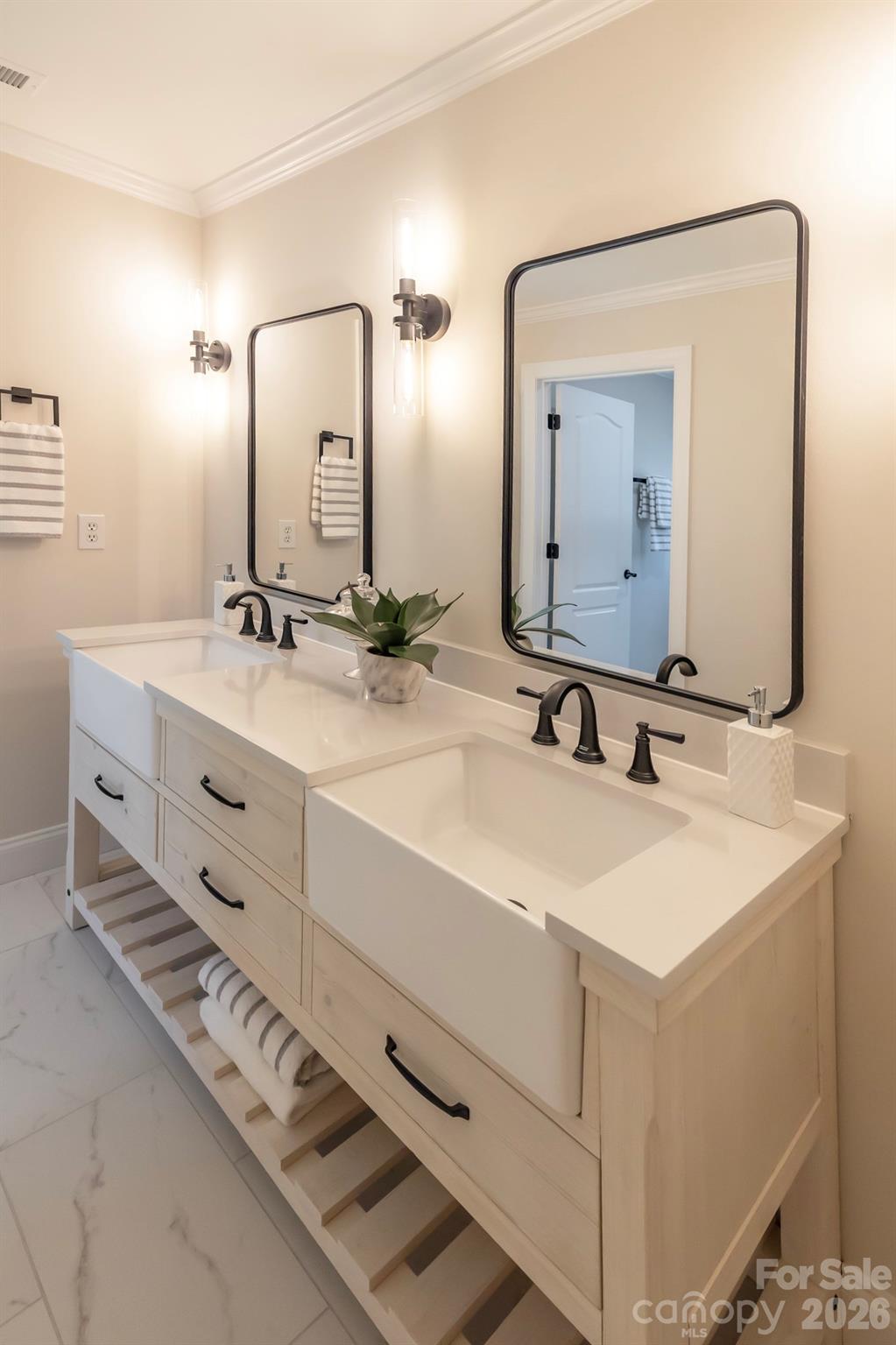9323 Bonnie Briar Circle — Charlotte