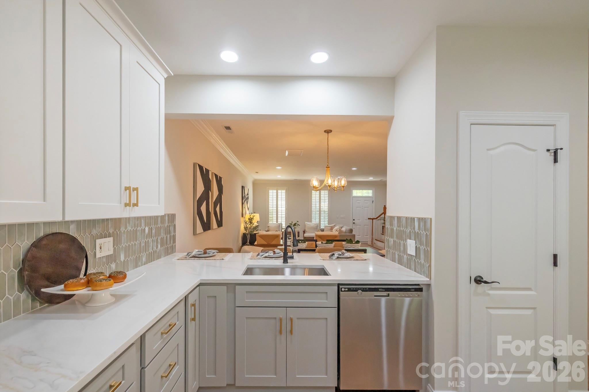 9323 Bonnie Briar Circle — Charlotte
