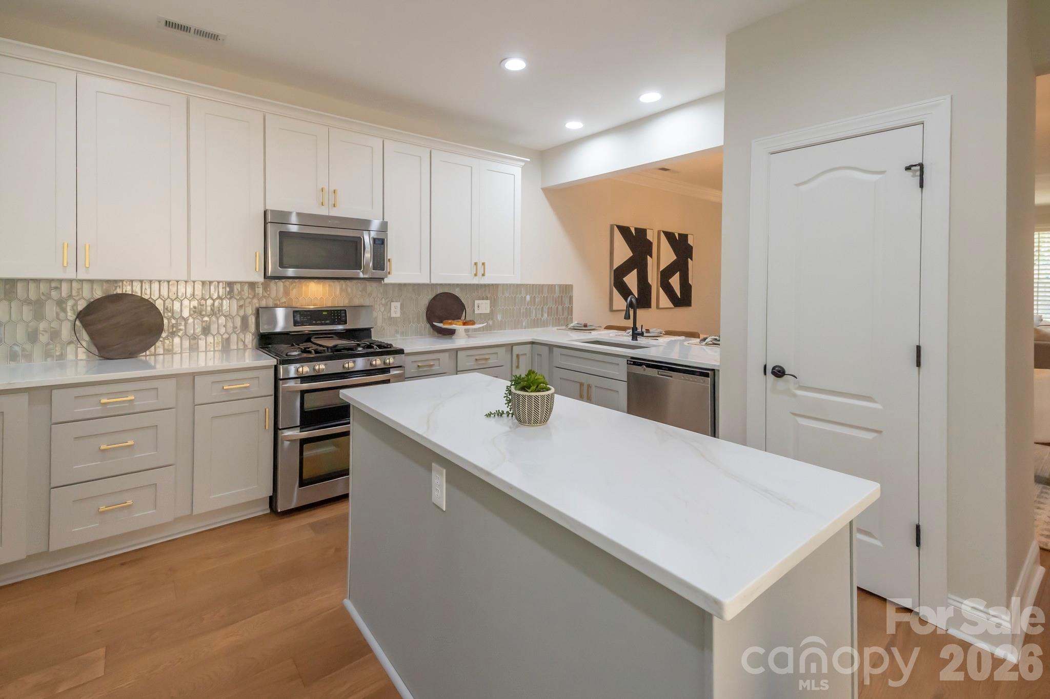 9323 Bonnie Briar Circle — Charlotte