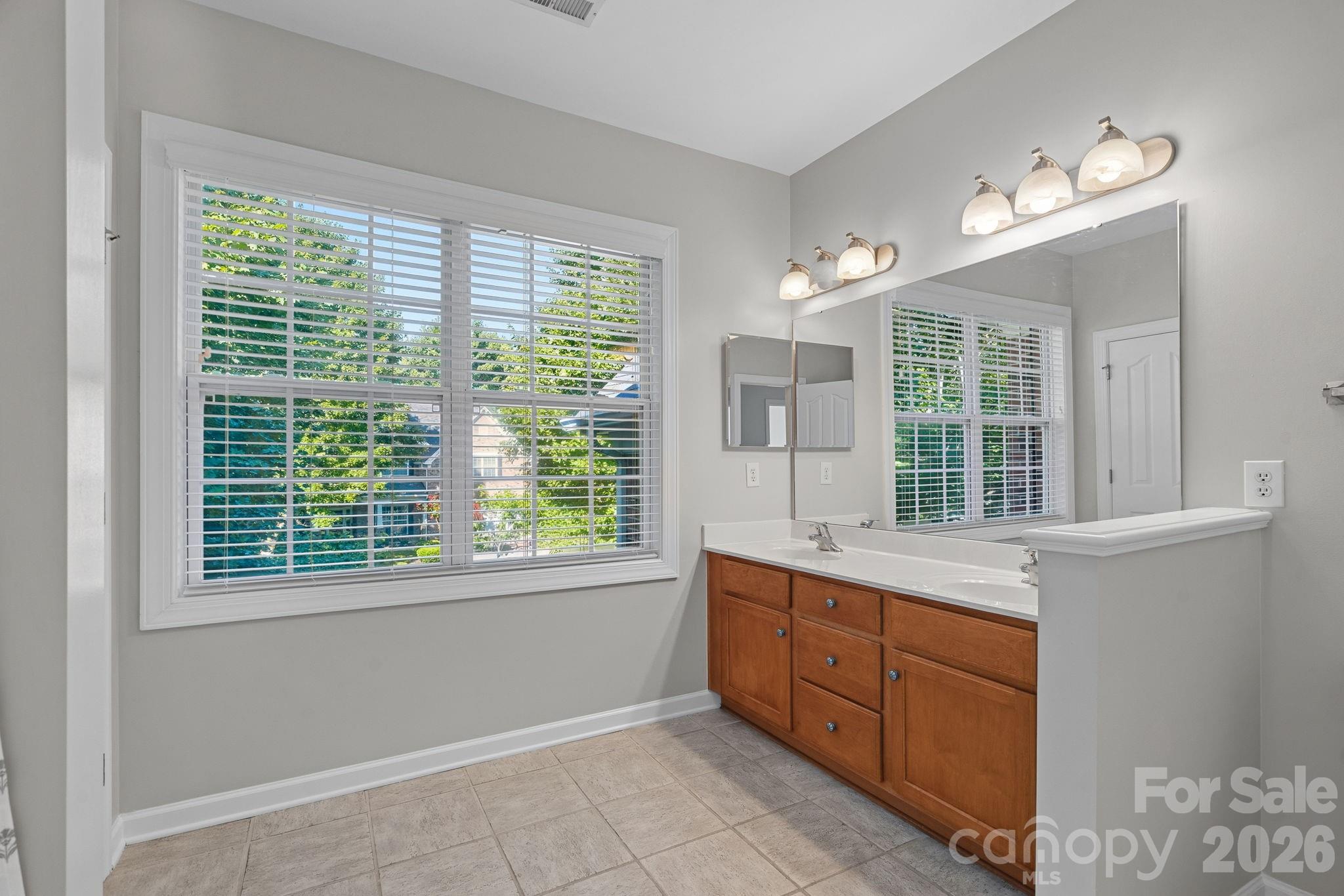 2305 Barrington Ridge Drive — Waxhaw