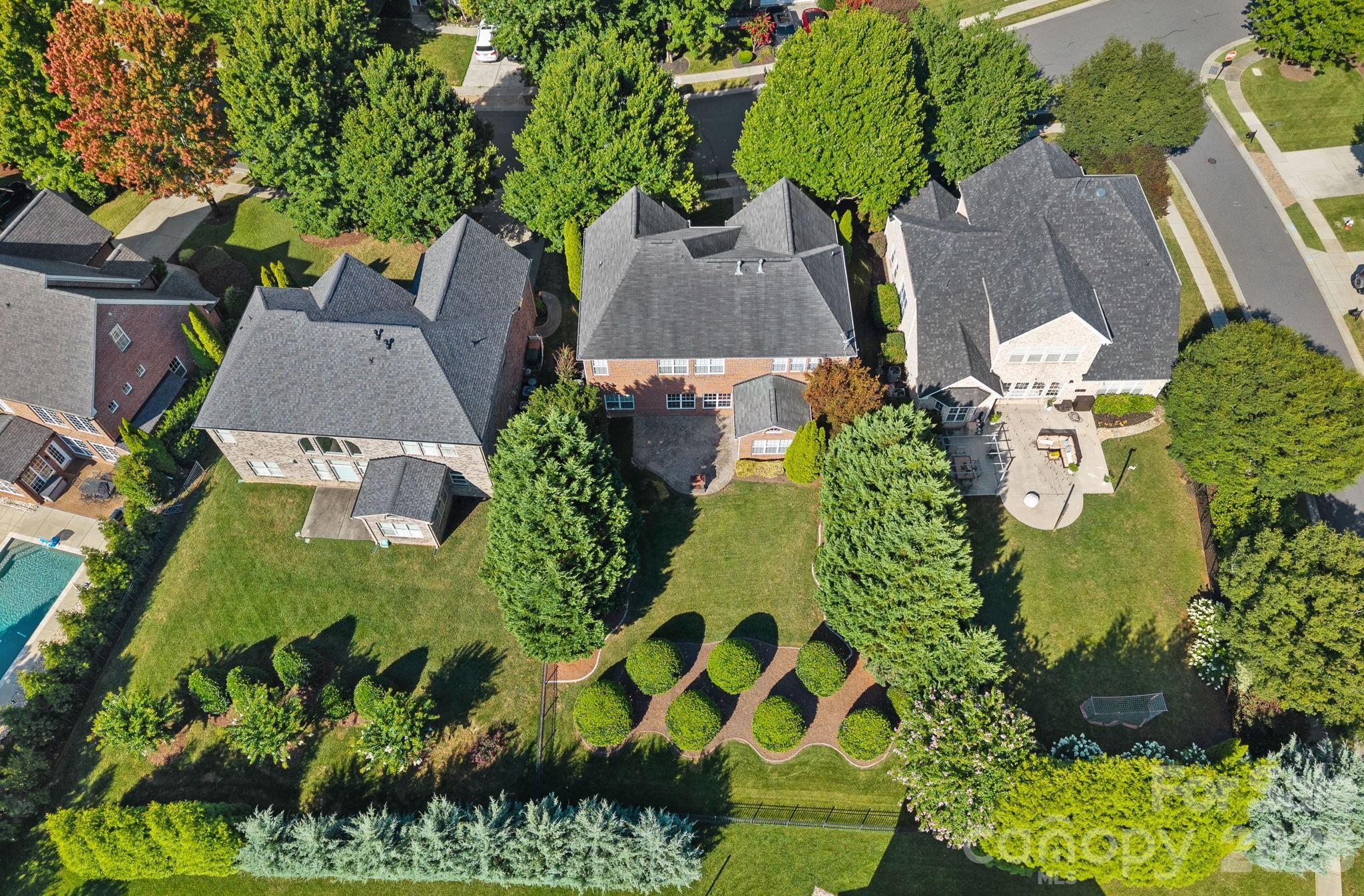 2305 Barrington Ridge Drive — Waxhaw