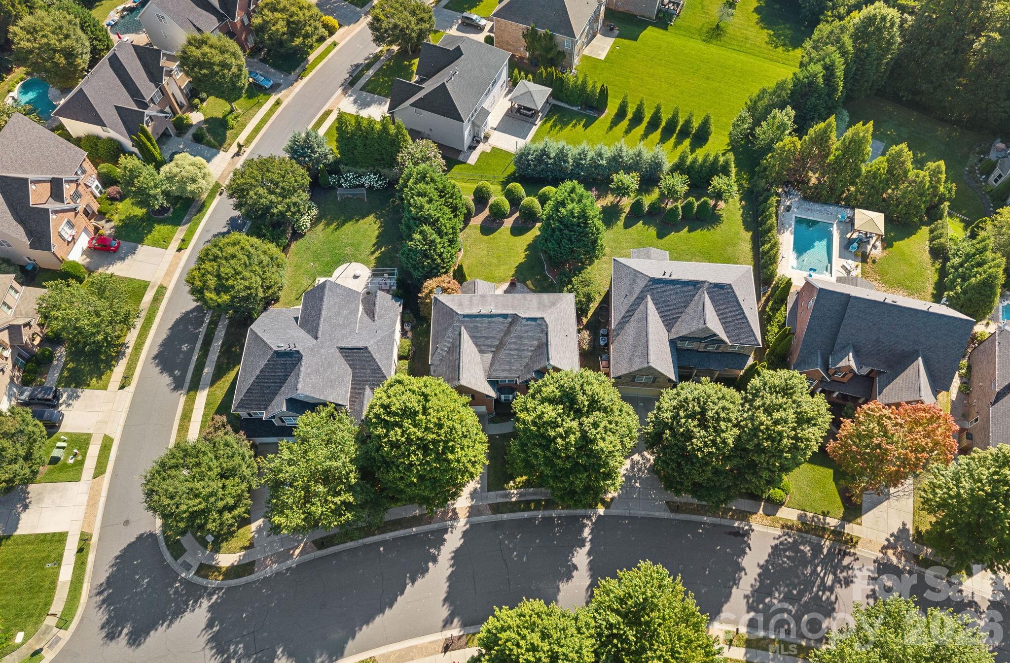 2305 Barrington Ridge Drive — Waxhaw