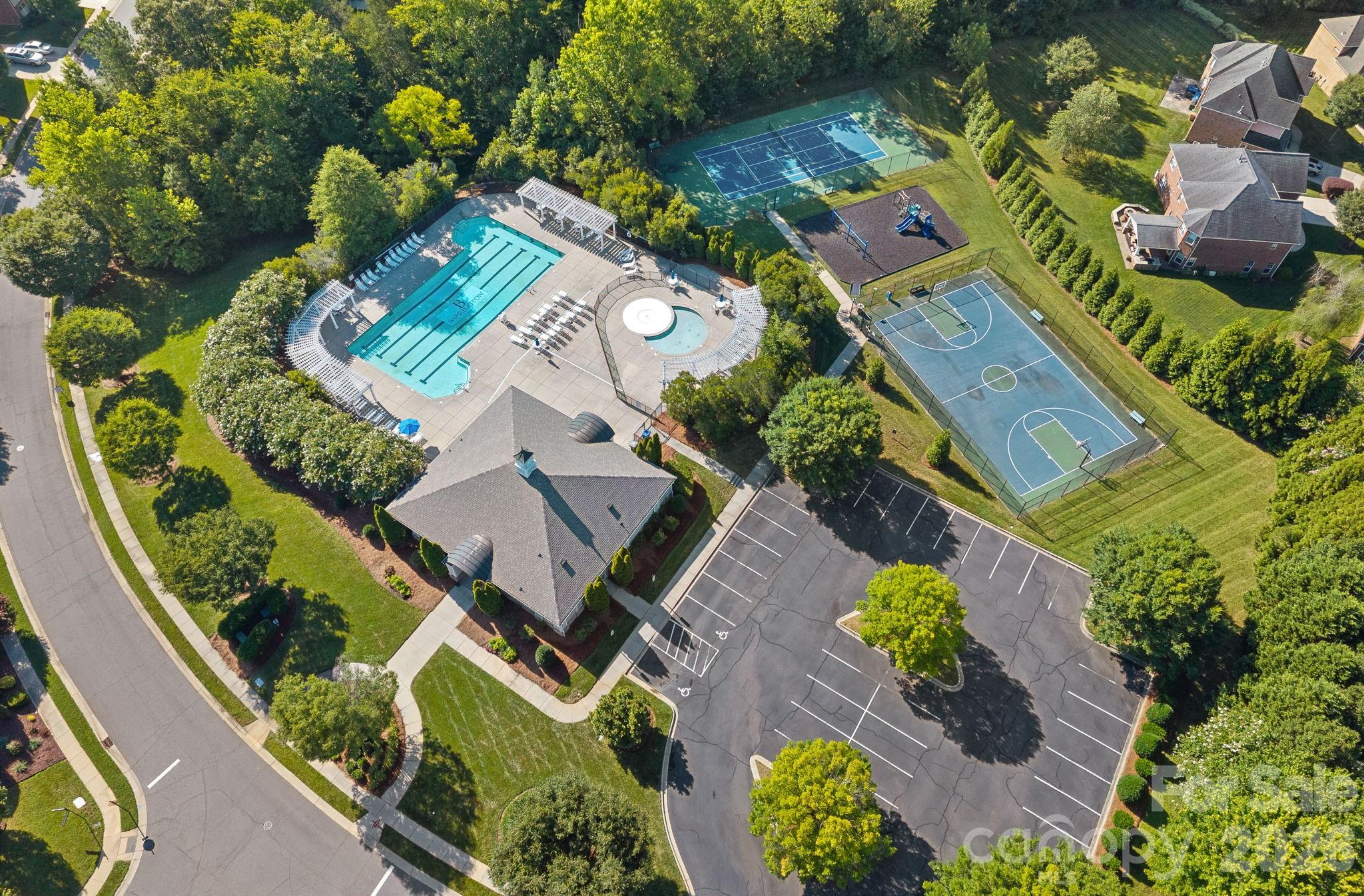 2305 Barrington Ridge Drive — Waxhaw