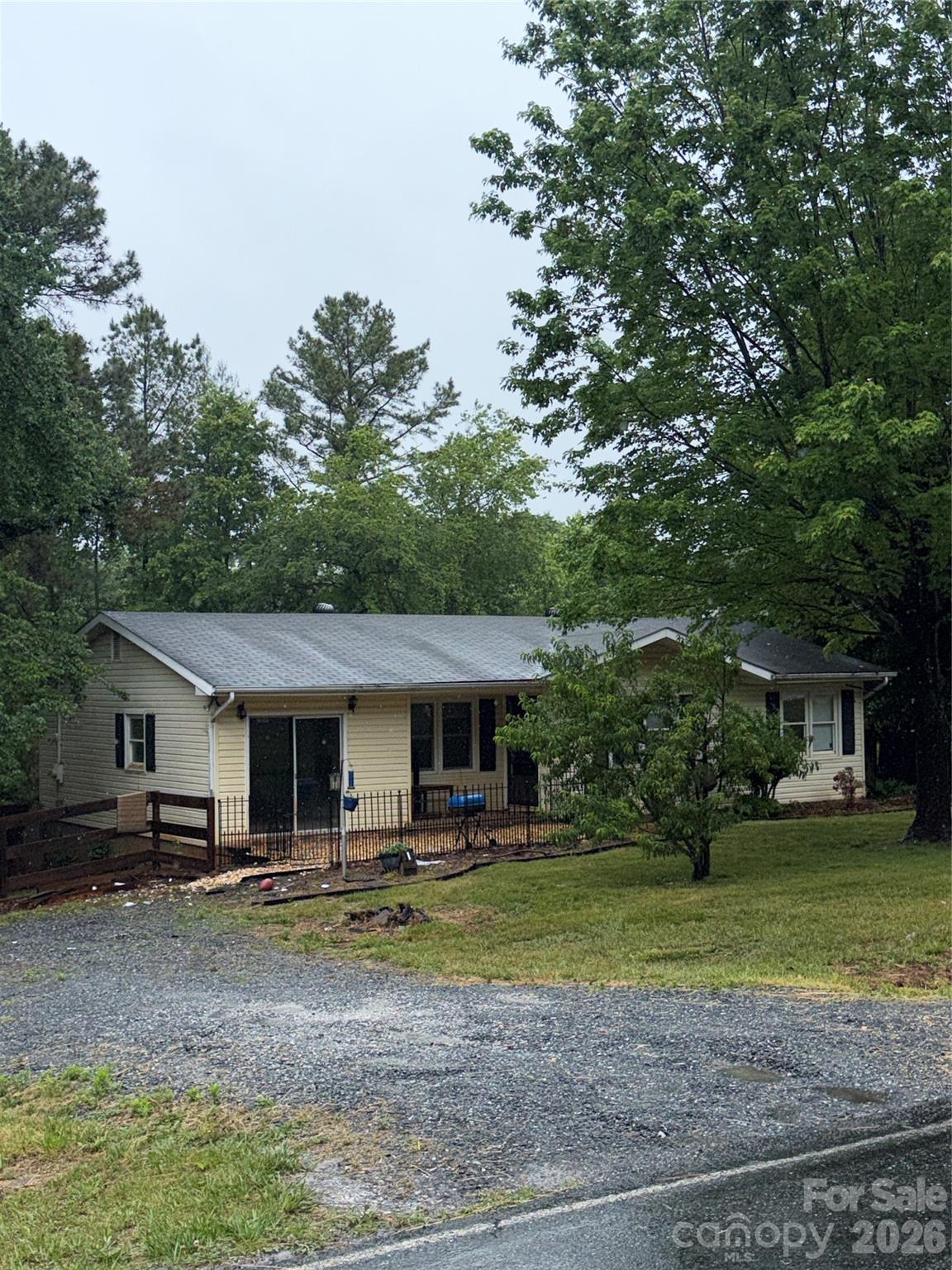 2723 Tatertown Loop — Nebo