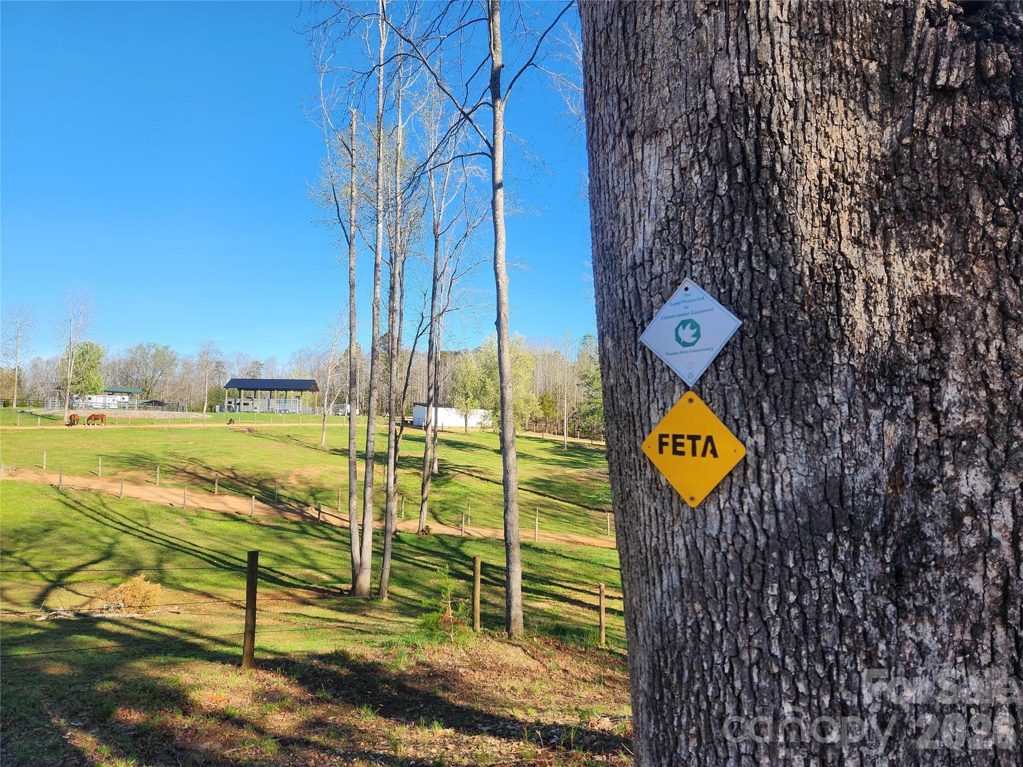 4085 Hunting Country Road — Tryon