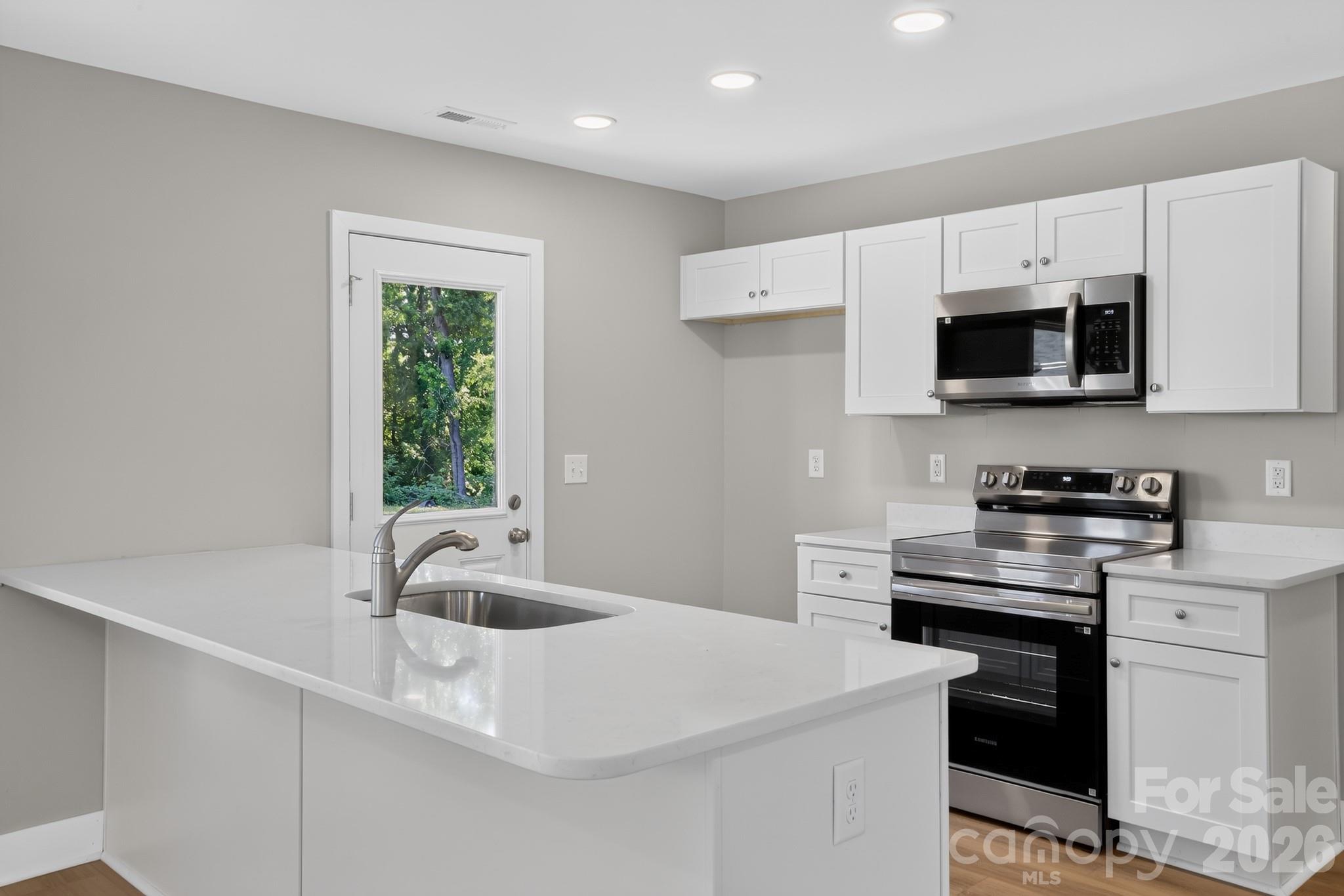 157 Third Street E — Gaffney