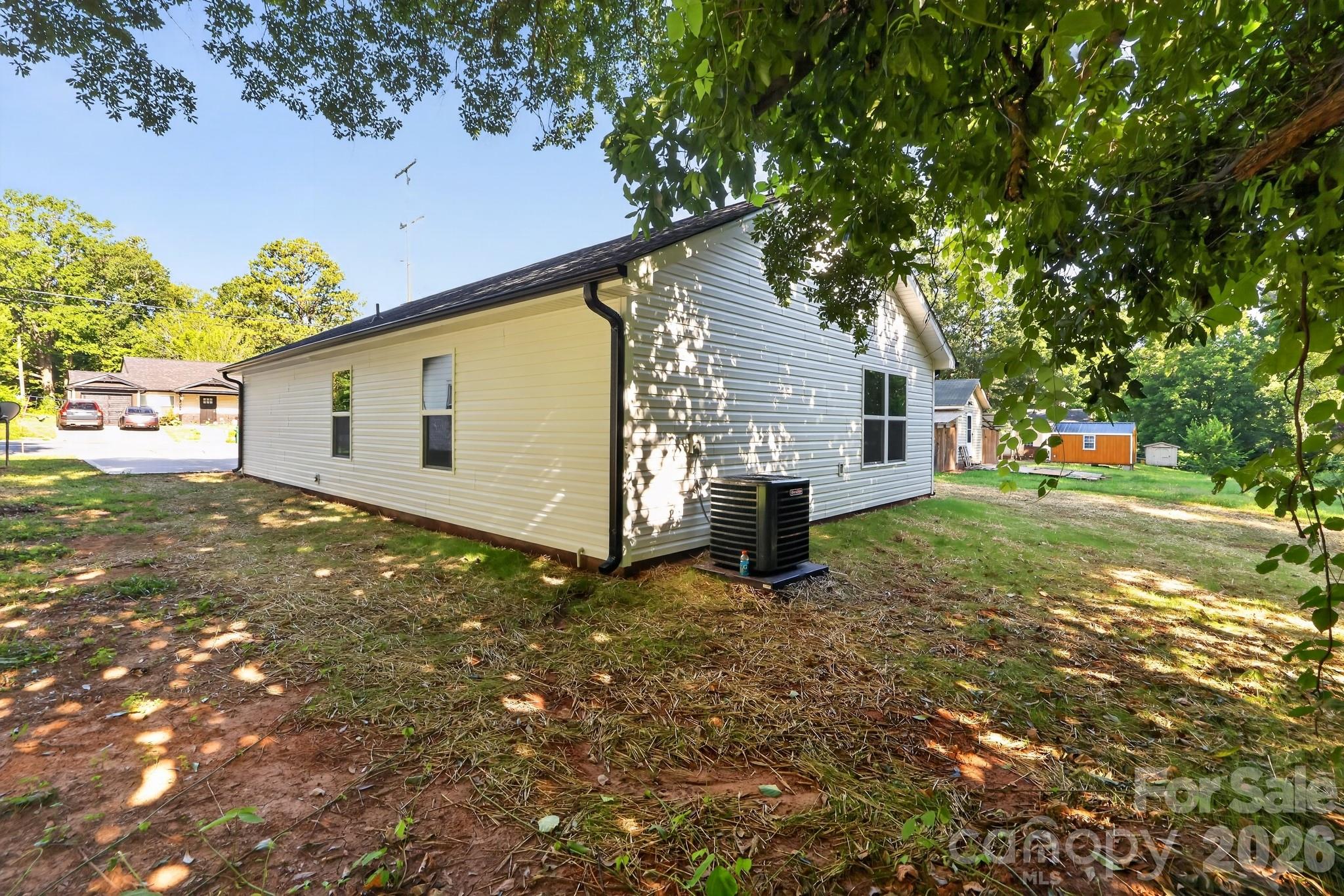 157 Third Street E — Gaffney