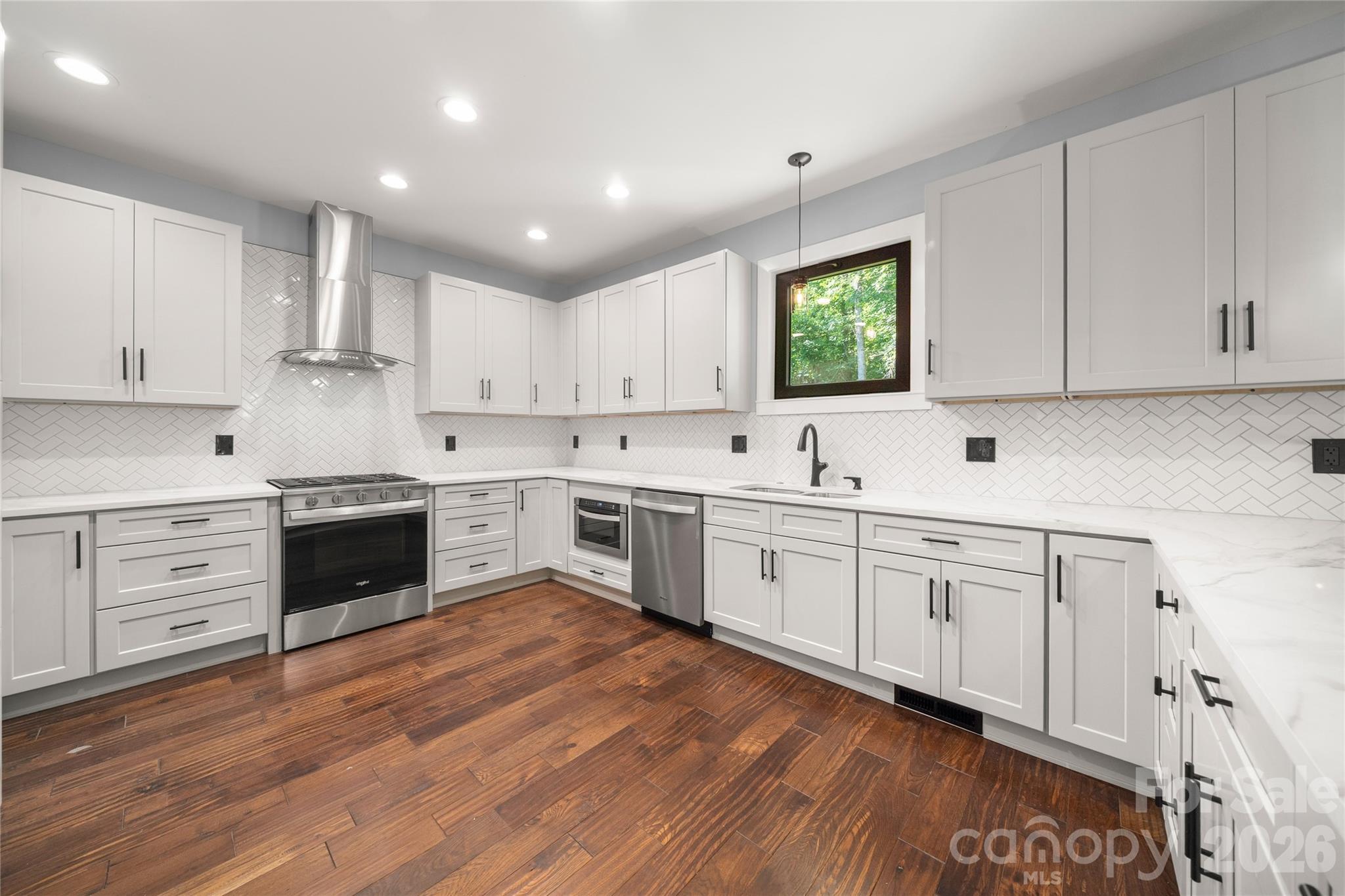61 Bamboo Trail — Candler