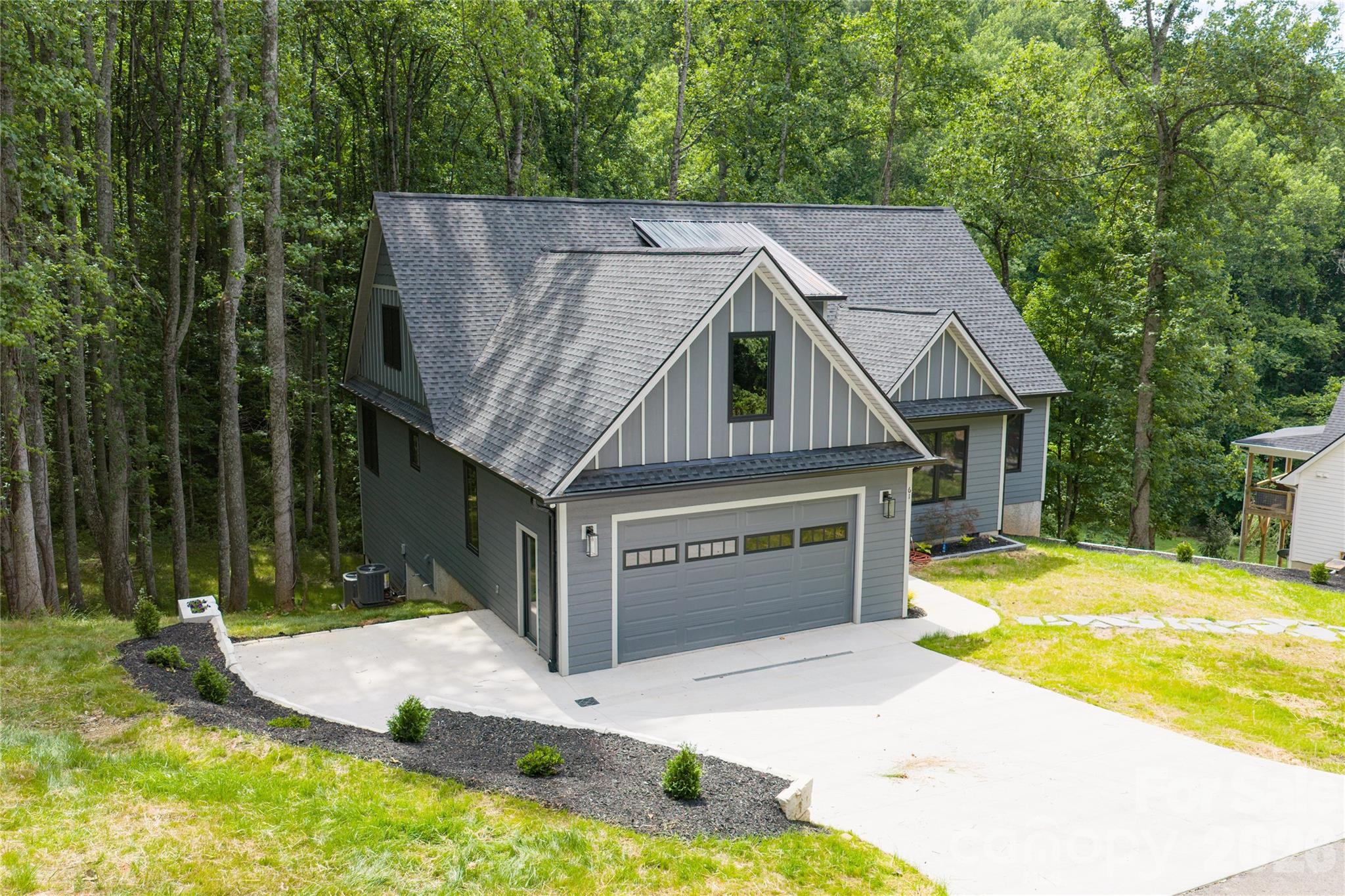 61 Bamboo Trail — Candler