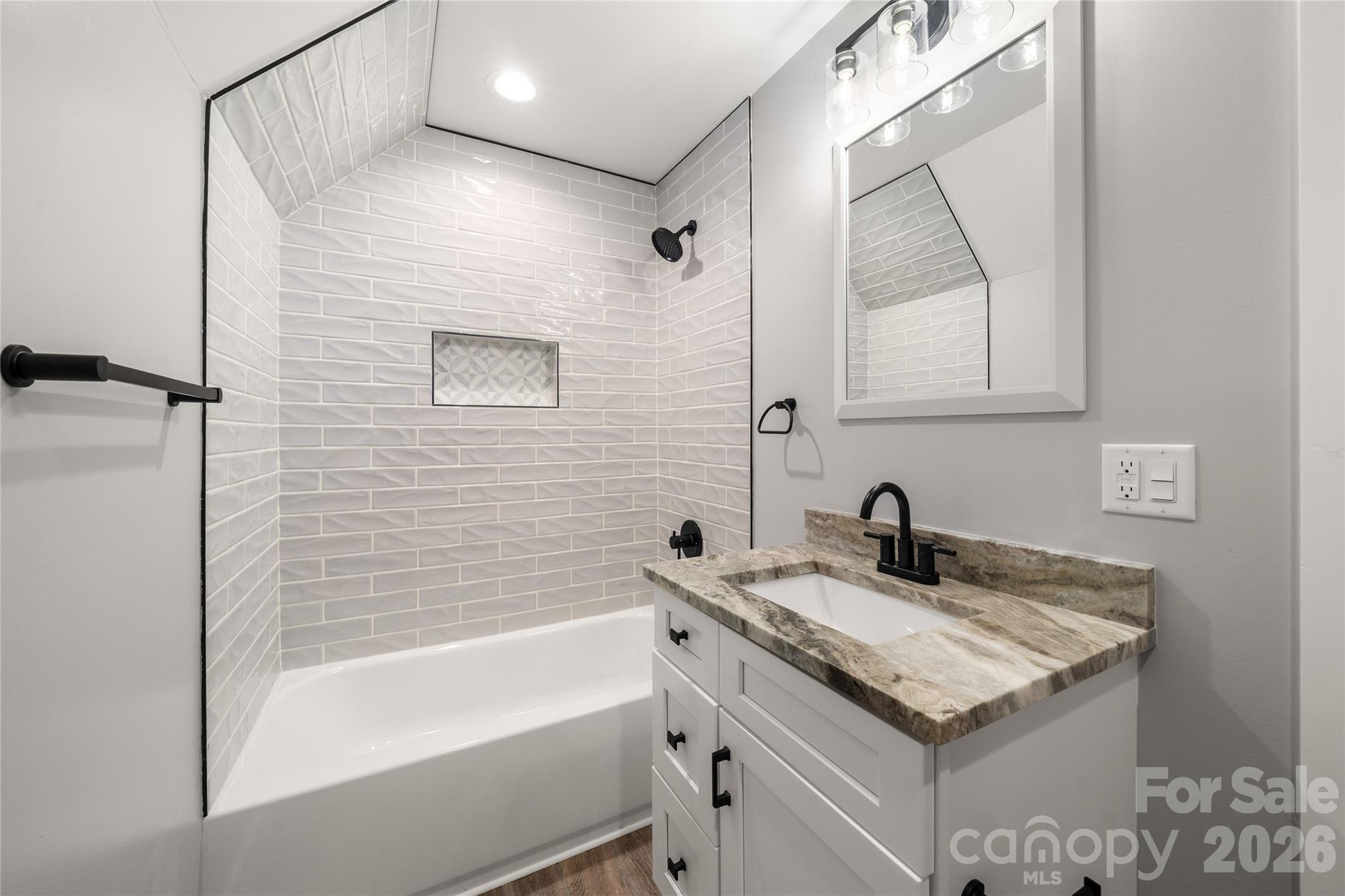 61 Bamboo Trail — Candler