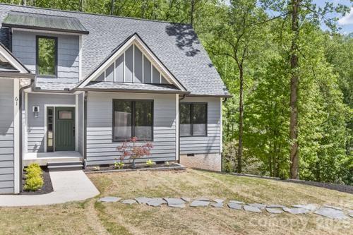 61 Bamboo Trail — Candler
