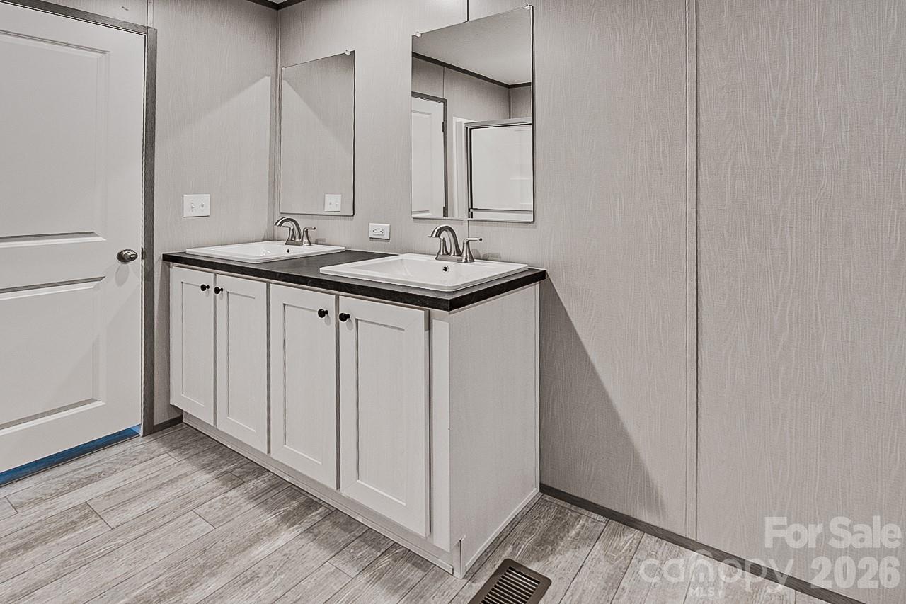 1848 Brittany Trail #116 — Pleasant Garden