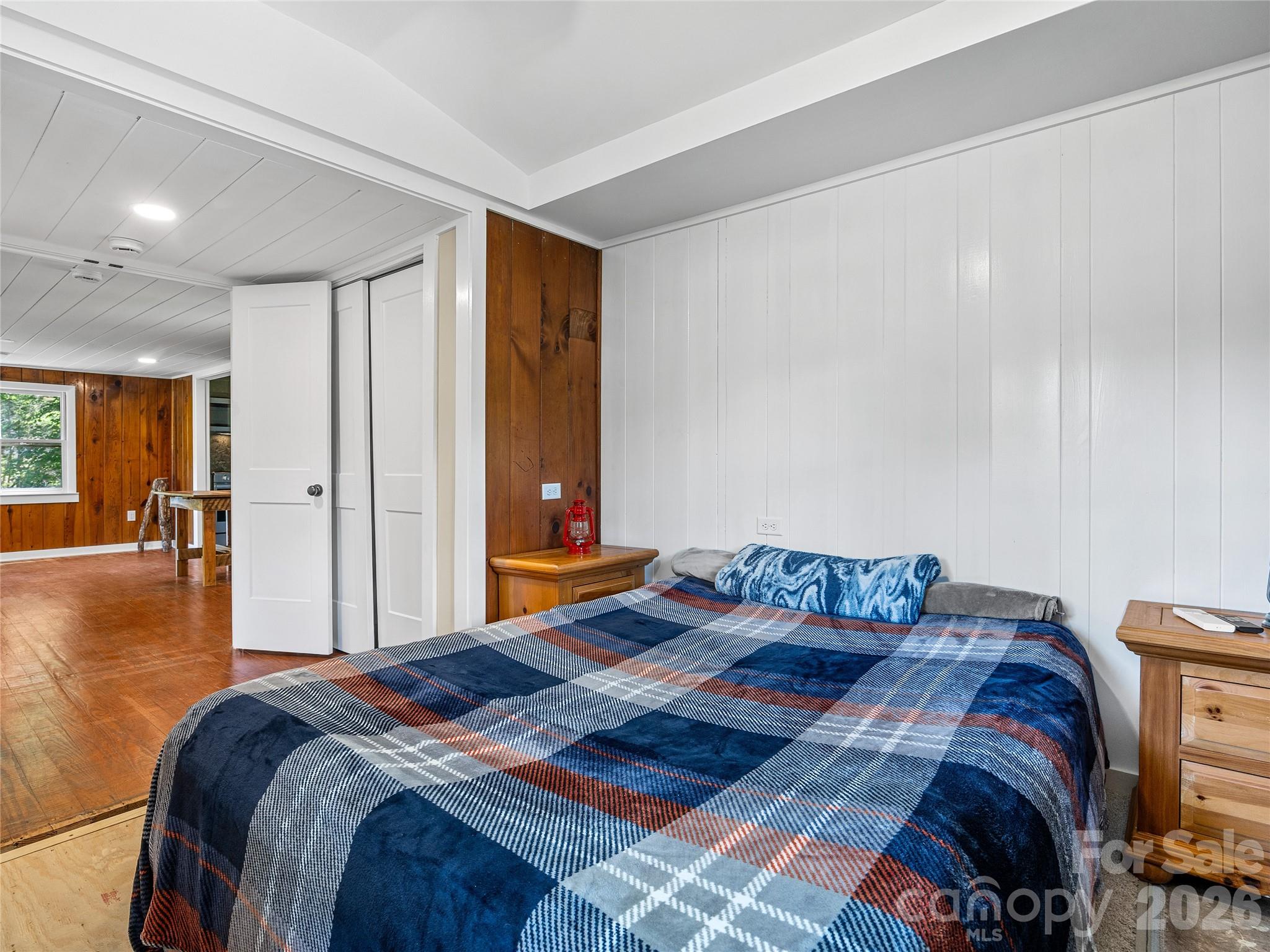 563 Burgess Road — Mill Spring