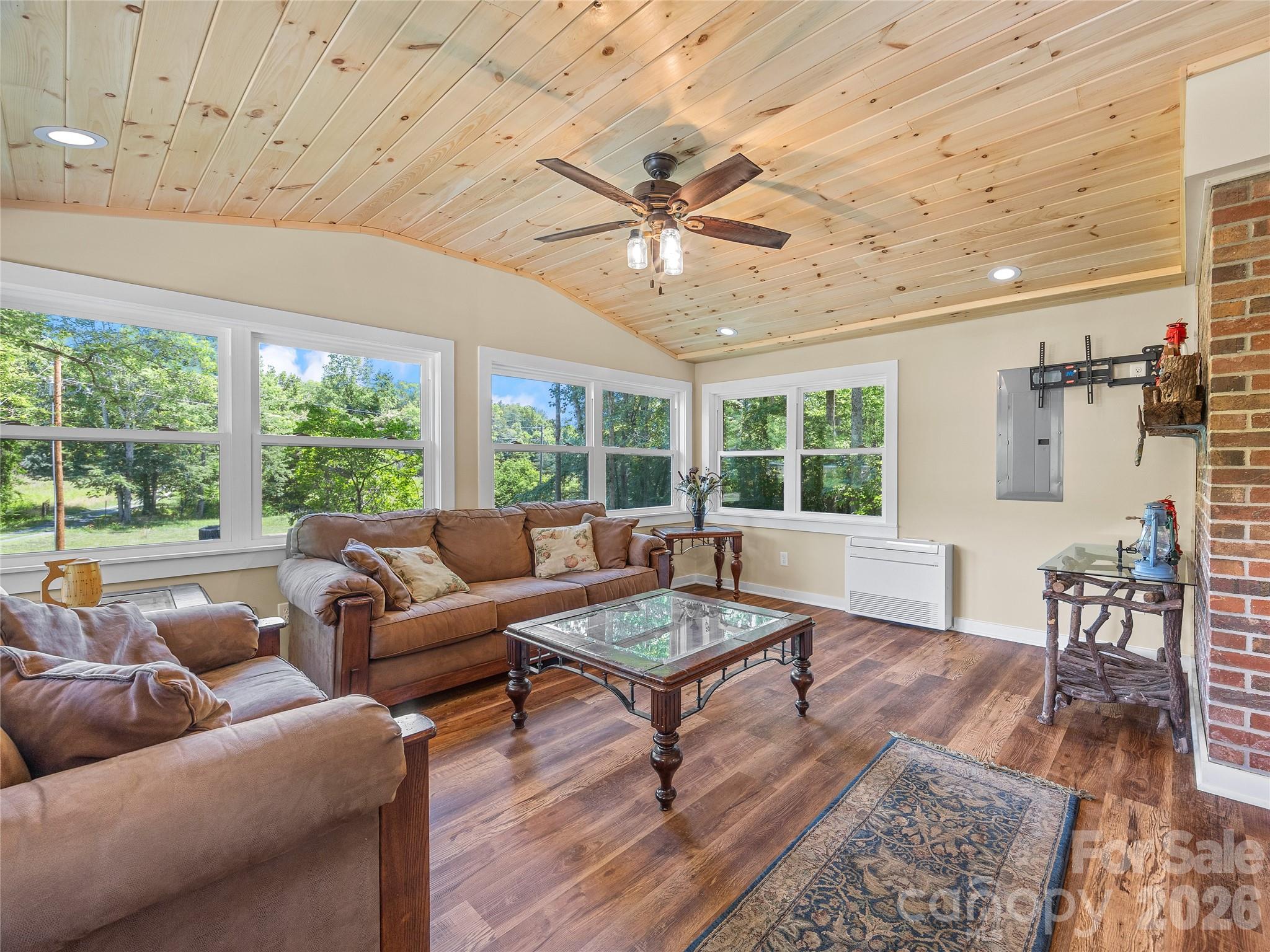 563 Burgess Road — Mill Spring