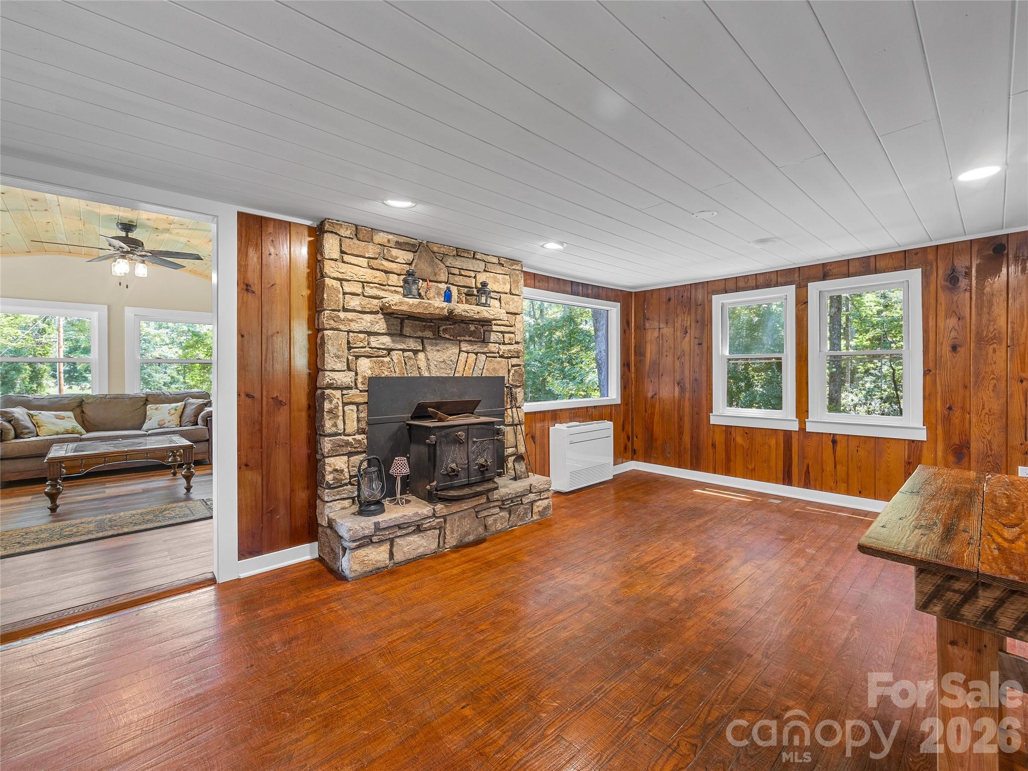 563 Burgess Road — Mill Spring