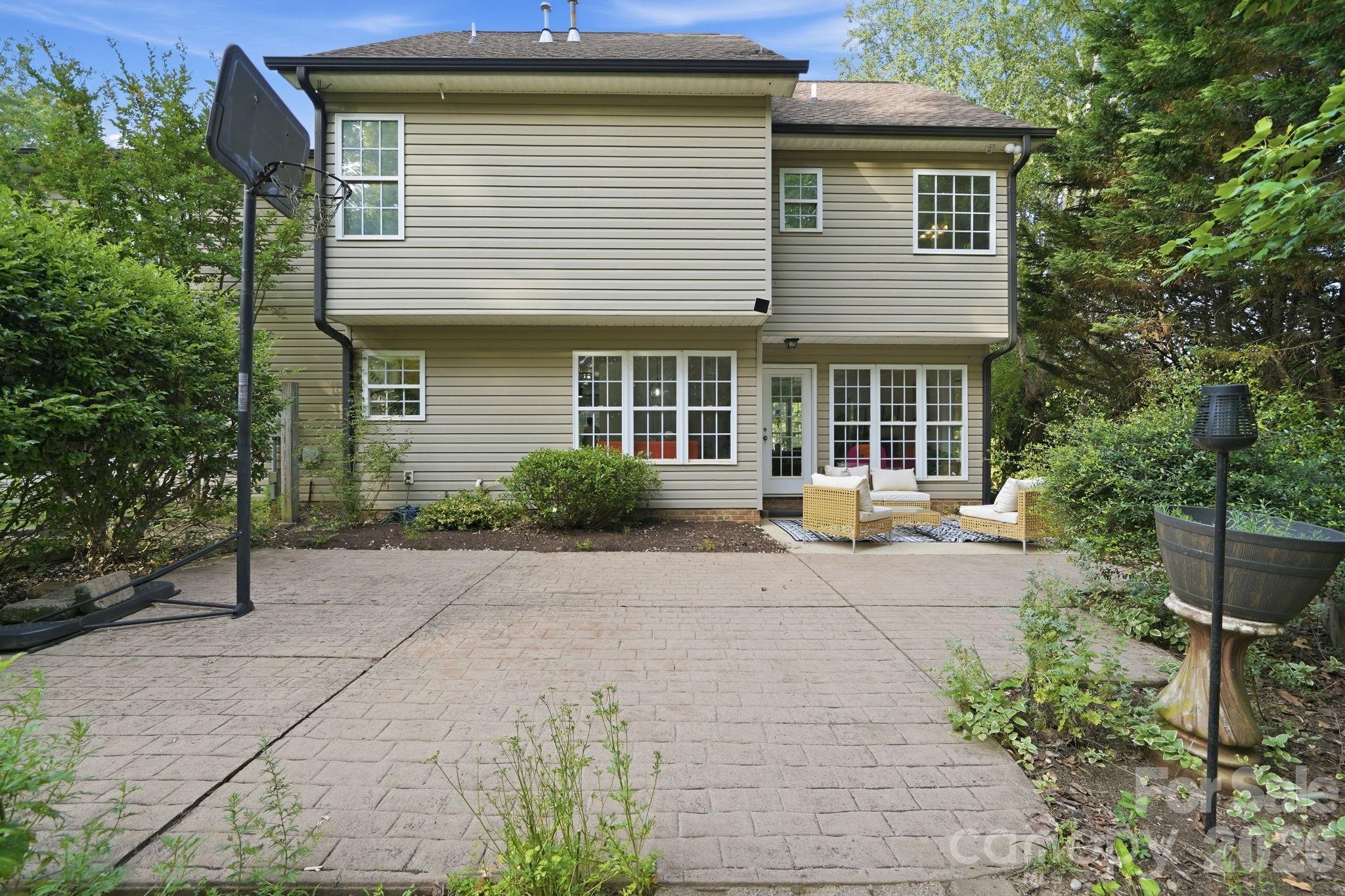 470 Fox Ridge Court — Stanley