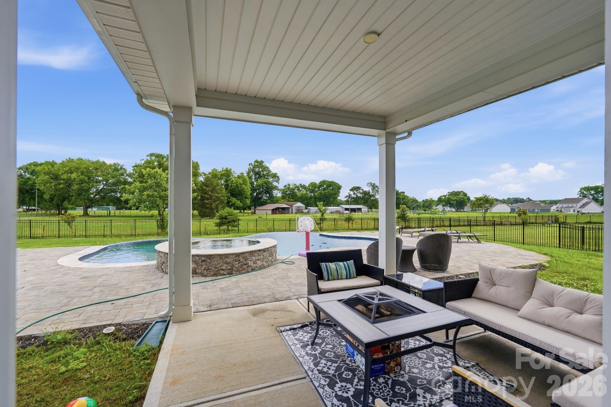 3205 Kintore Lane — Concord