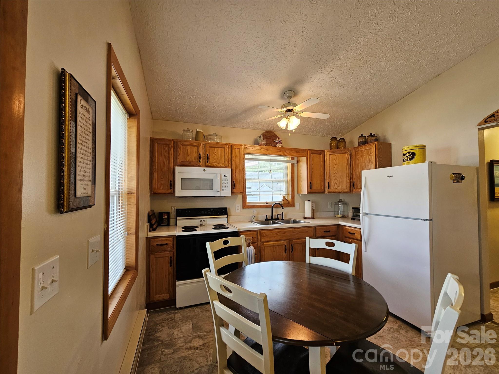 68 Strollers Lane — Waynesville