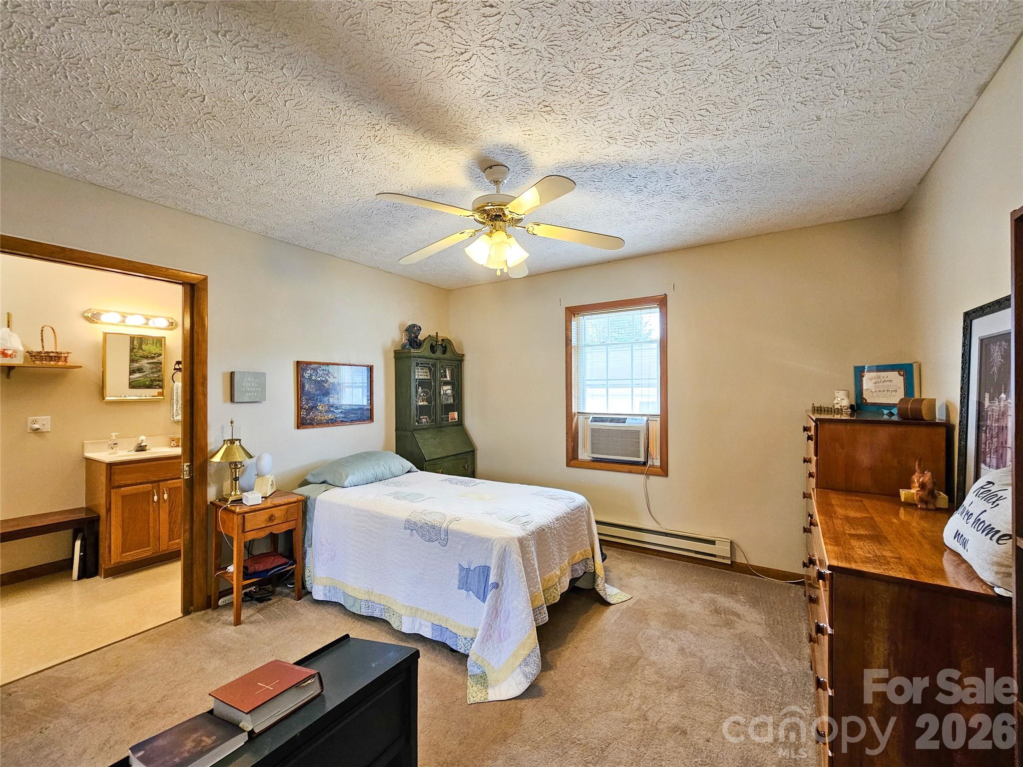 68 Strollers Lane — Waynesville