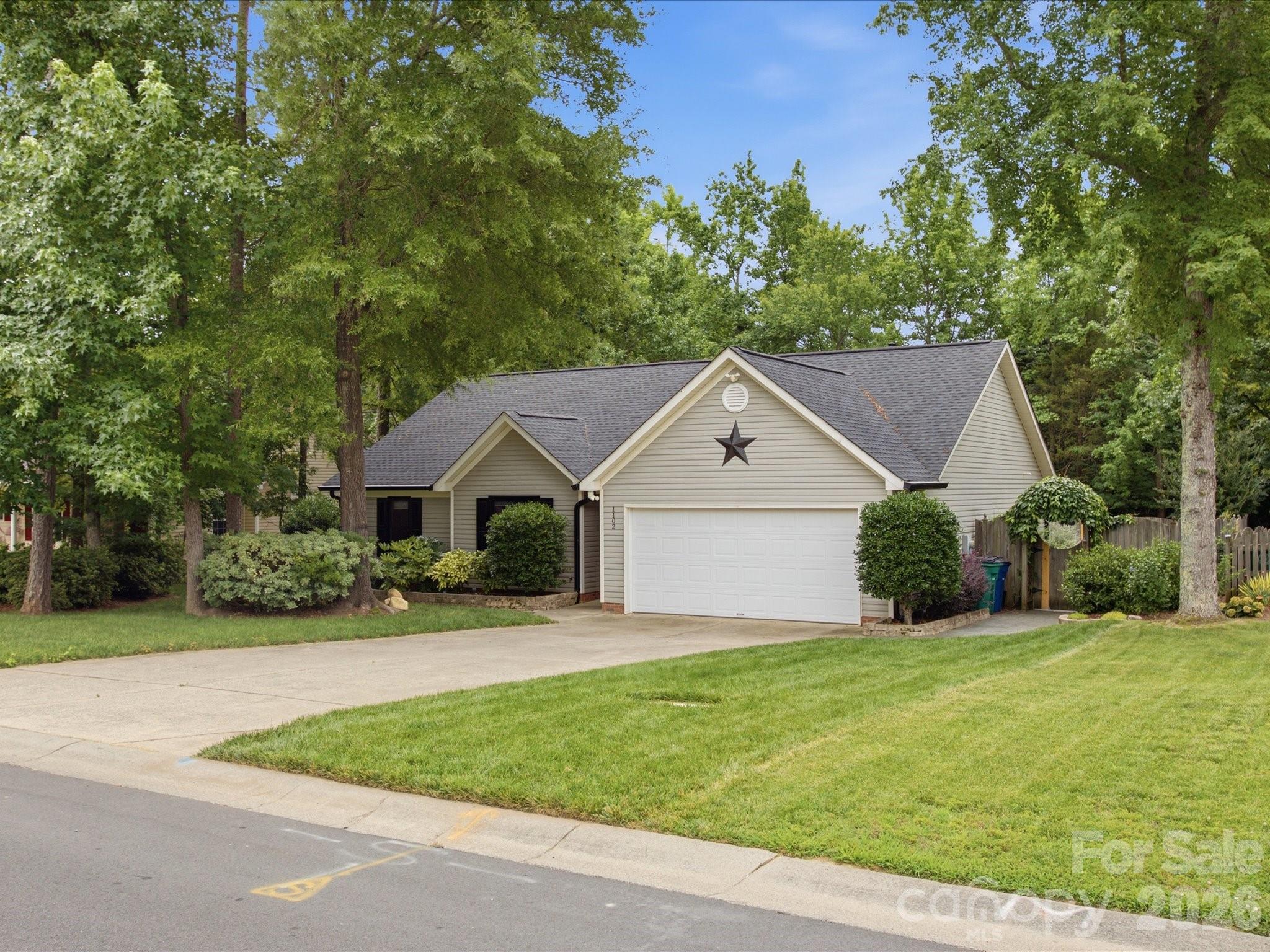 1102 Slate Ridge Road — Matthews