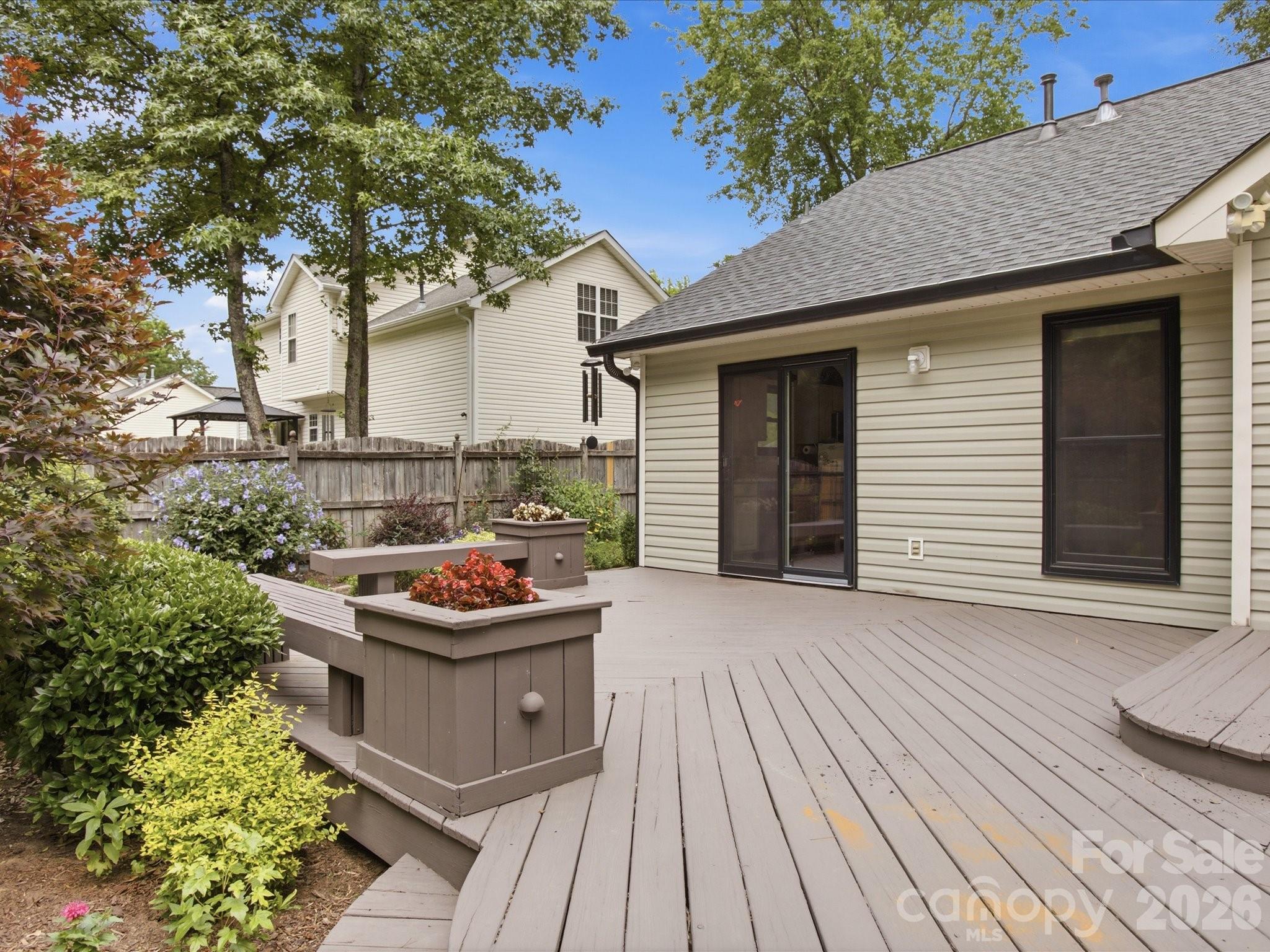 1102 Slate Ridge Road — Matthews