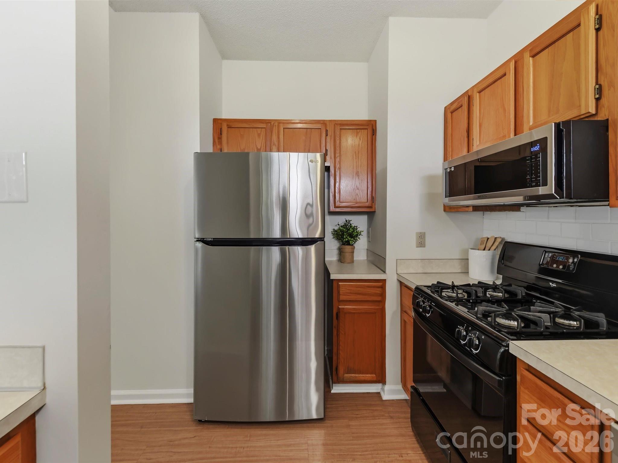 13421 Baker Mills Road — Pineville