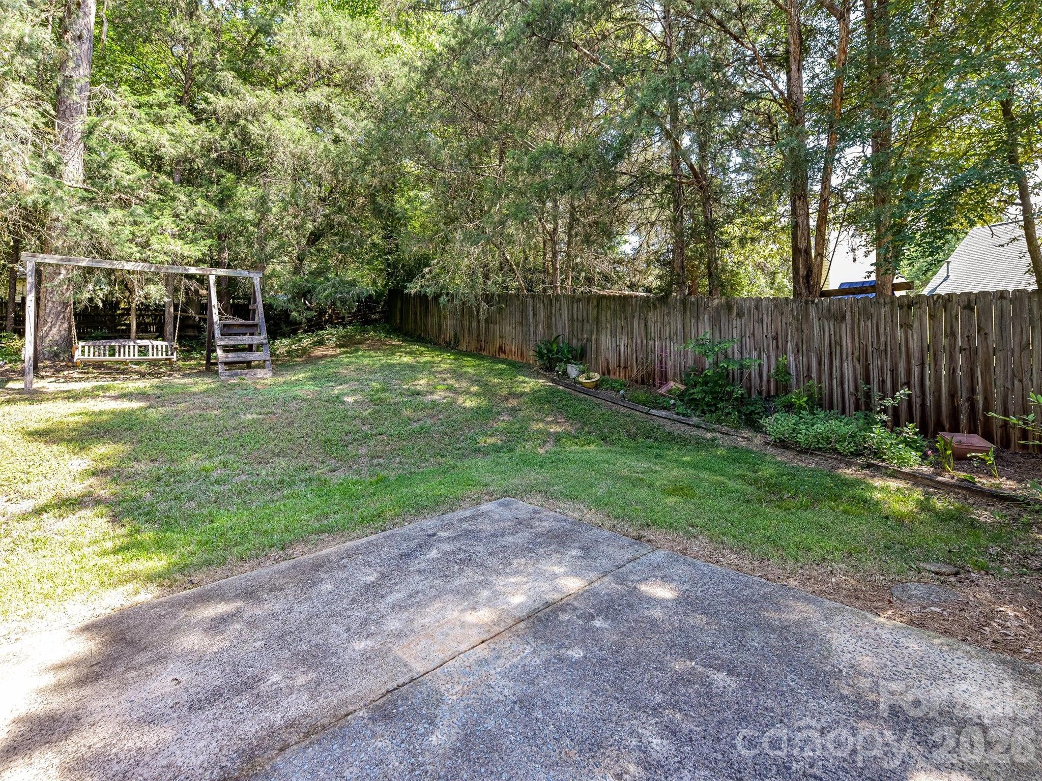 13421 Baker Mills Road — Pineville