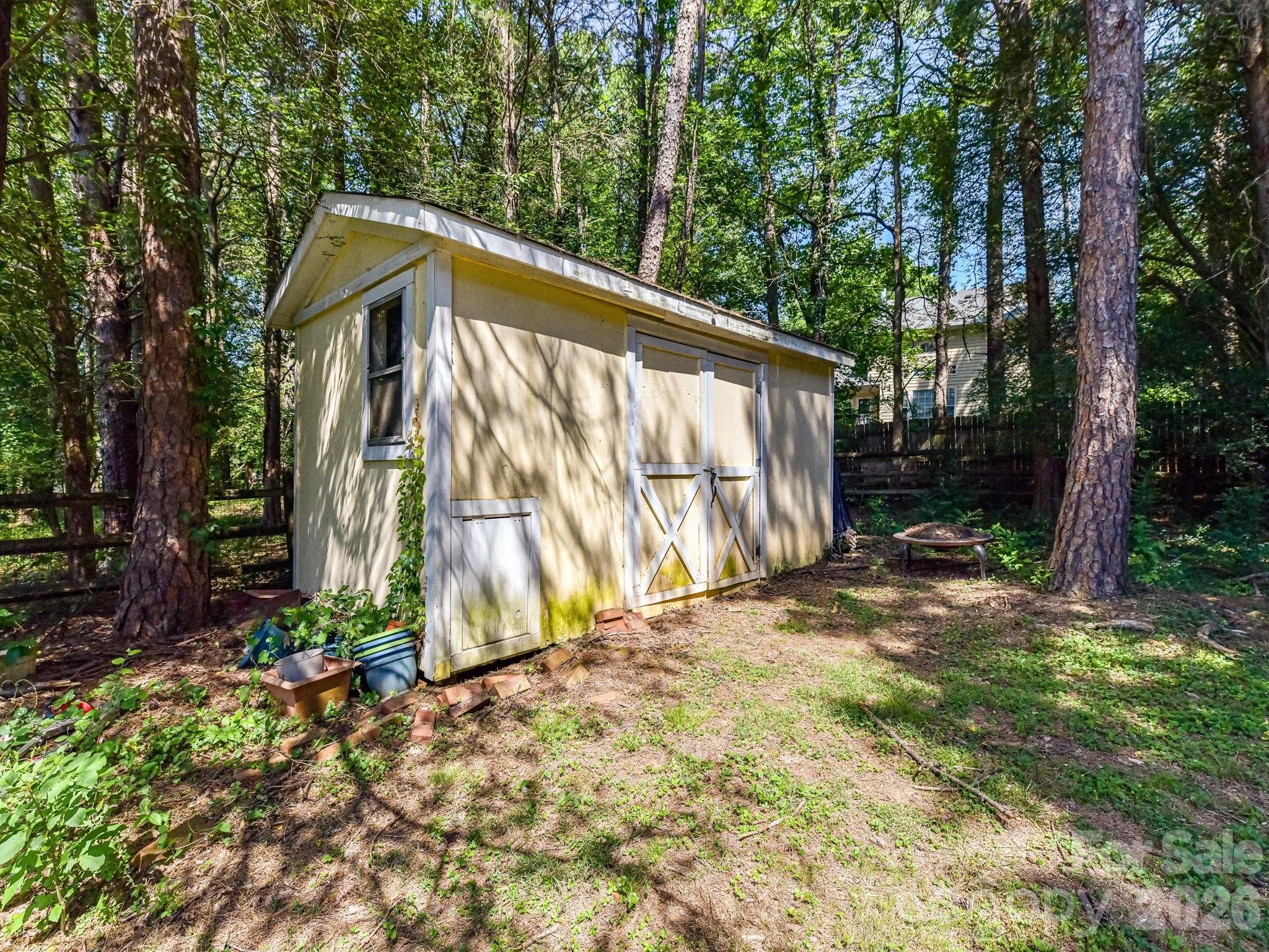 13421 Baker Mills Road — Pineville