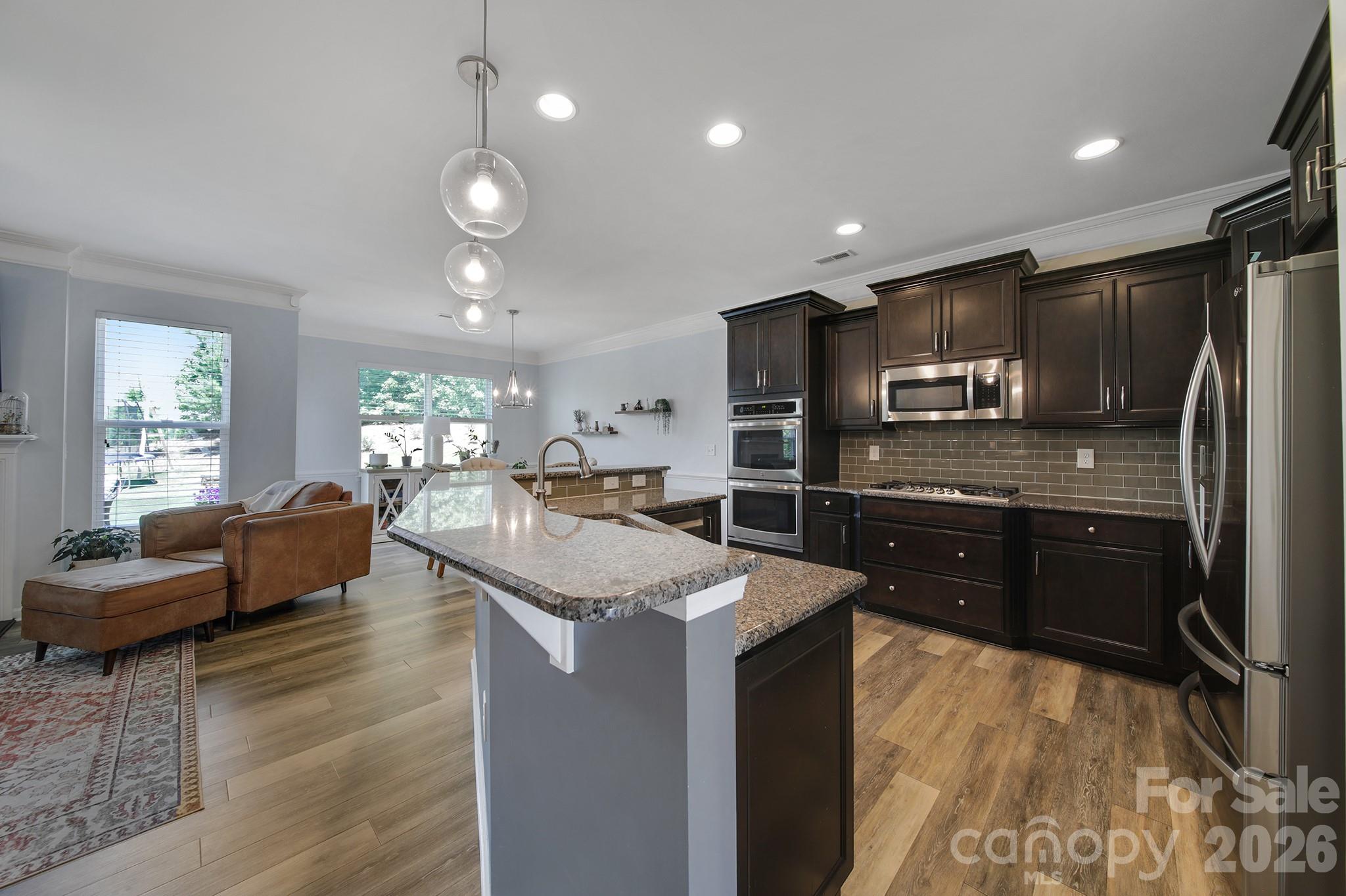 4100 Highgate Lane — Lancaster