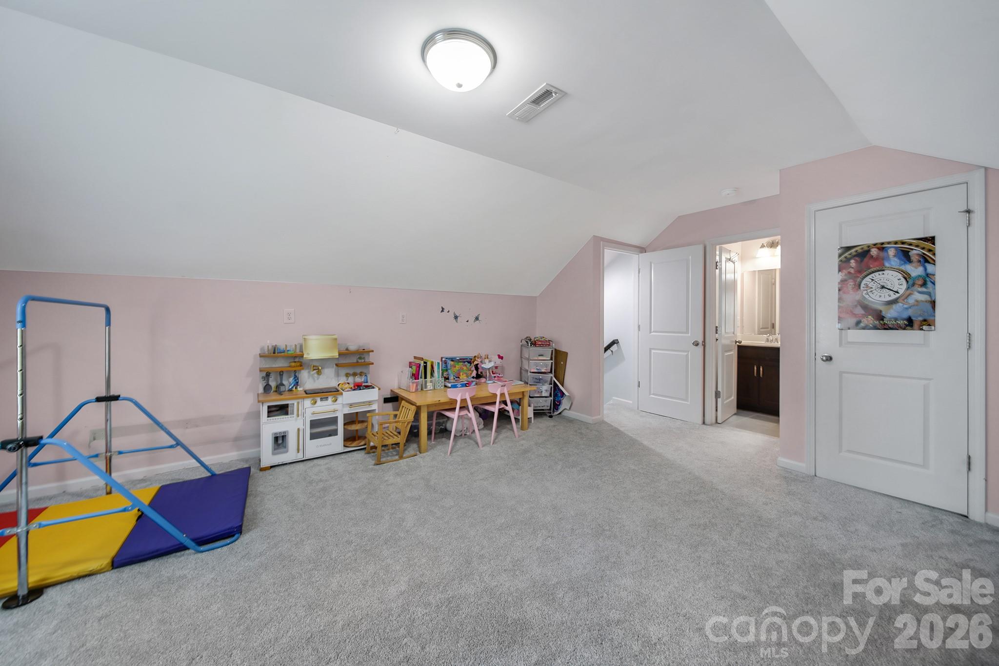 4100 Highgate Lane — Lancaster