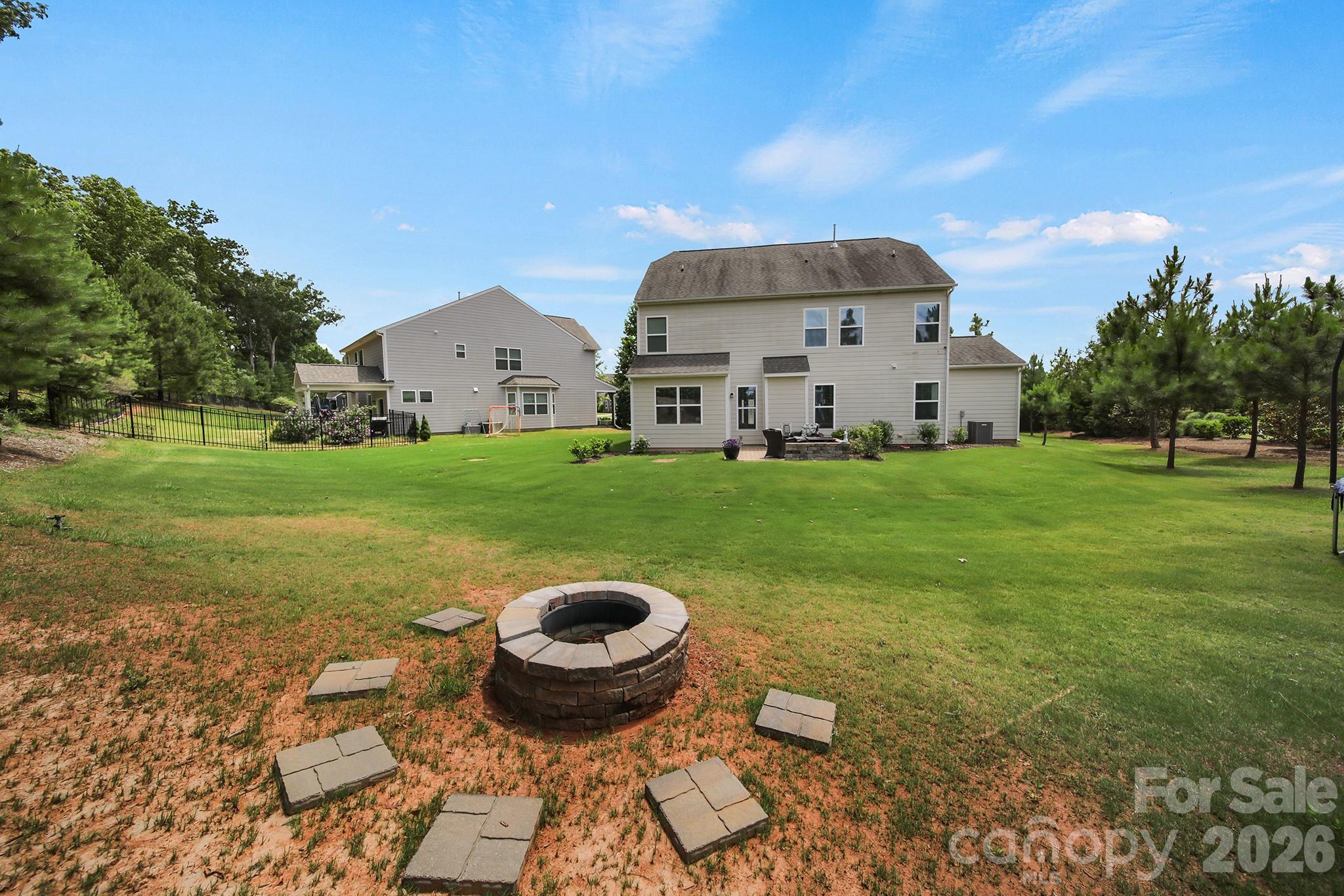 4100 Highgate Lane — Lancaster