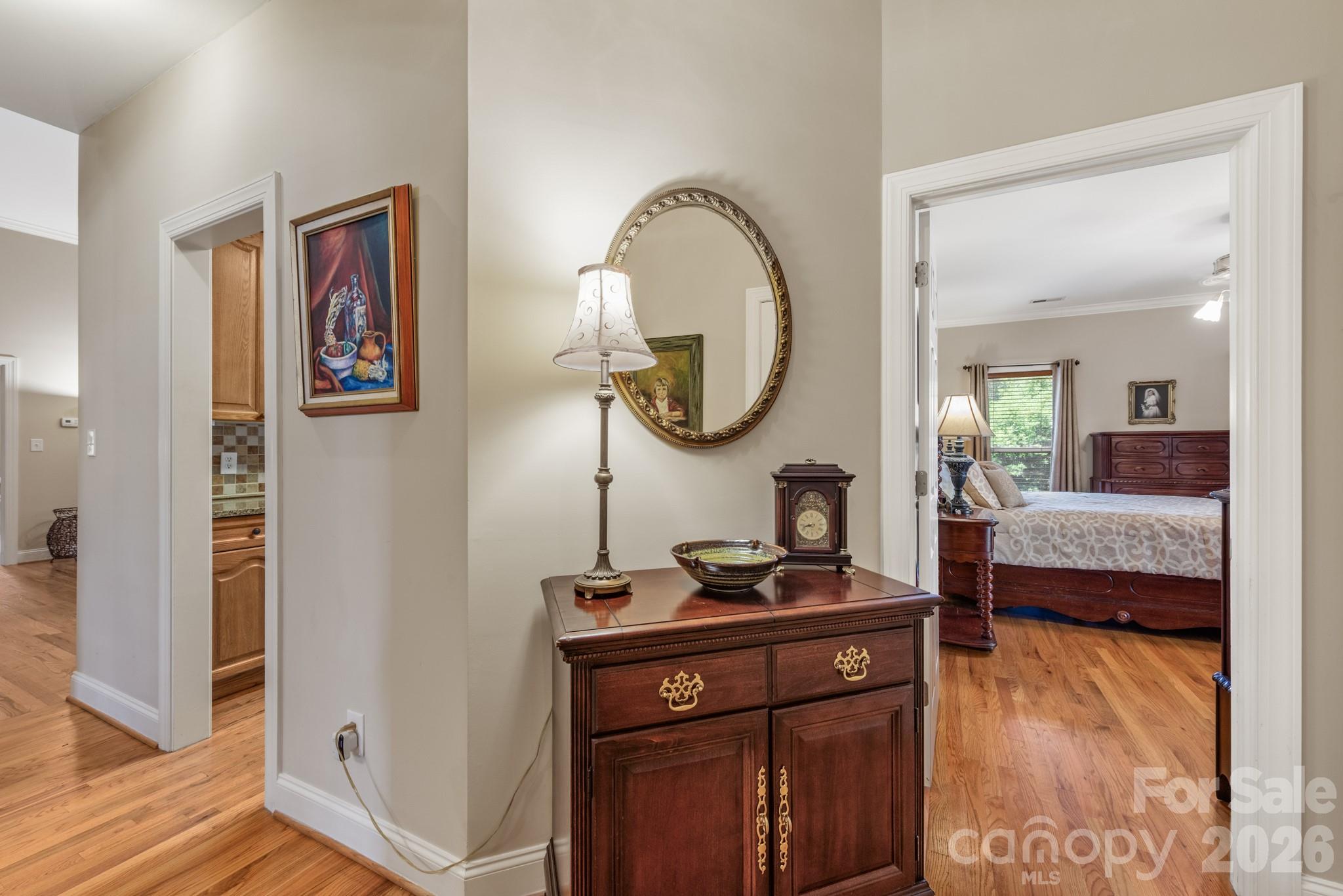 7032 Kidwelly Lane — Matthews