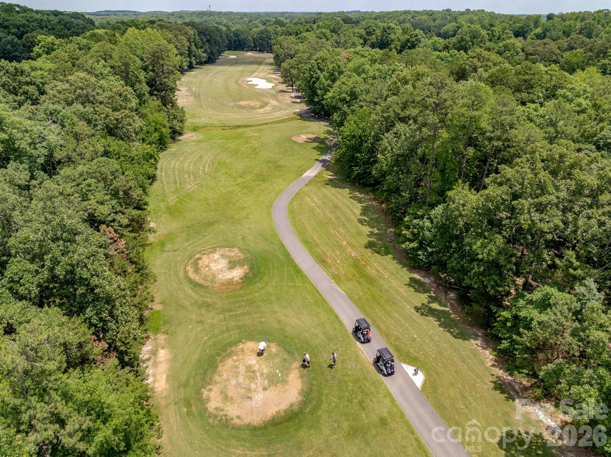 7032 Kidwelly Lane — Matthews