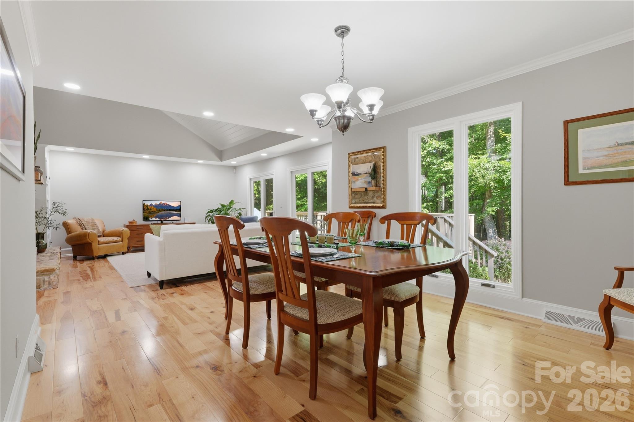 2402 Beaucatcher Lane — Charlotte