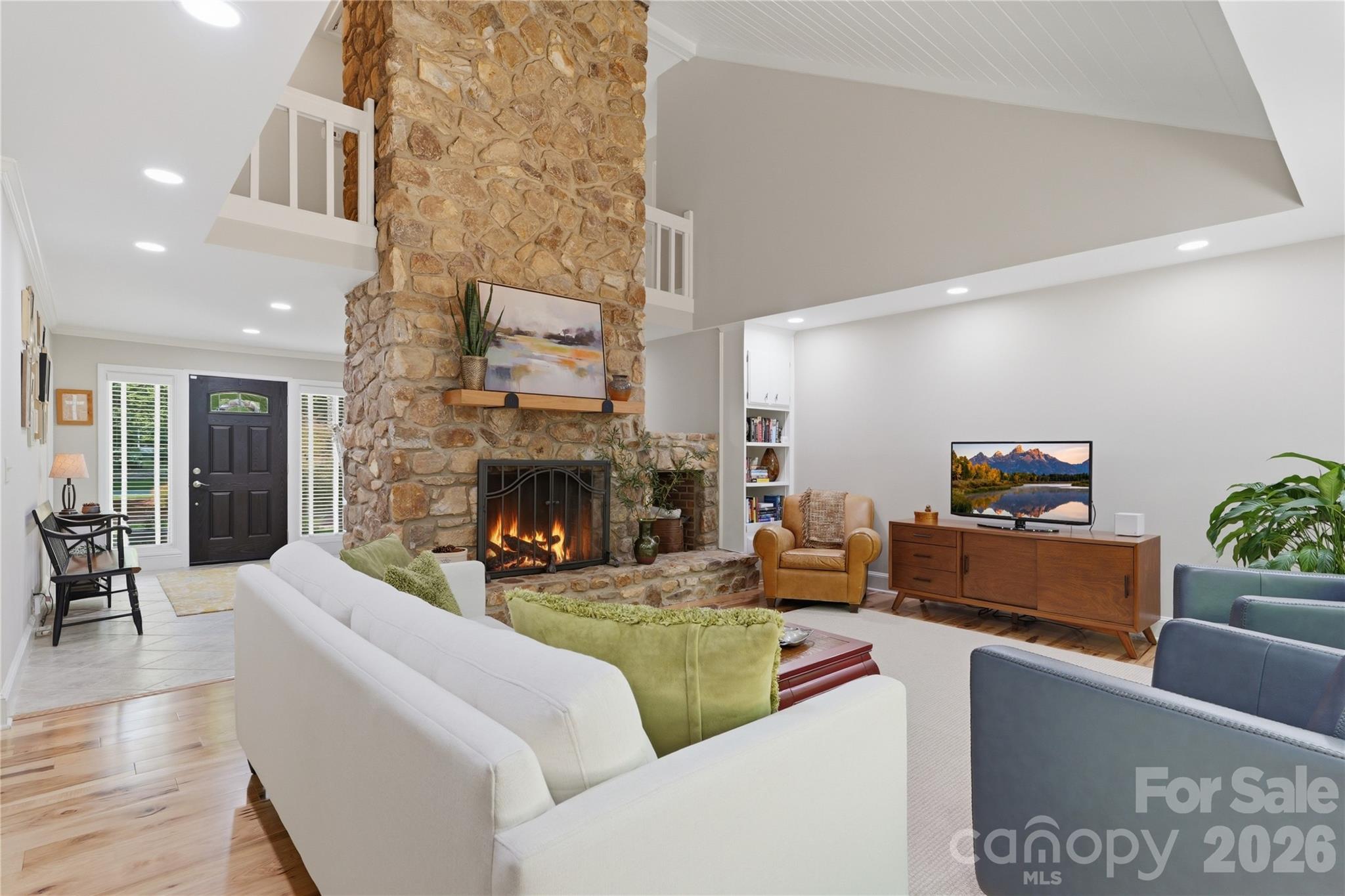 2402 Beaucatcher Lane — Charlotte