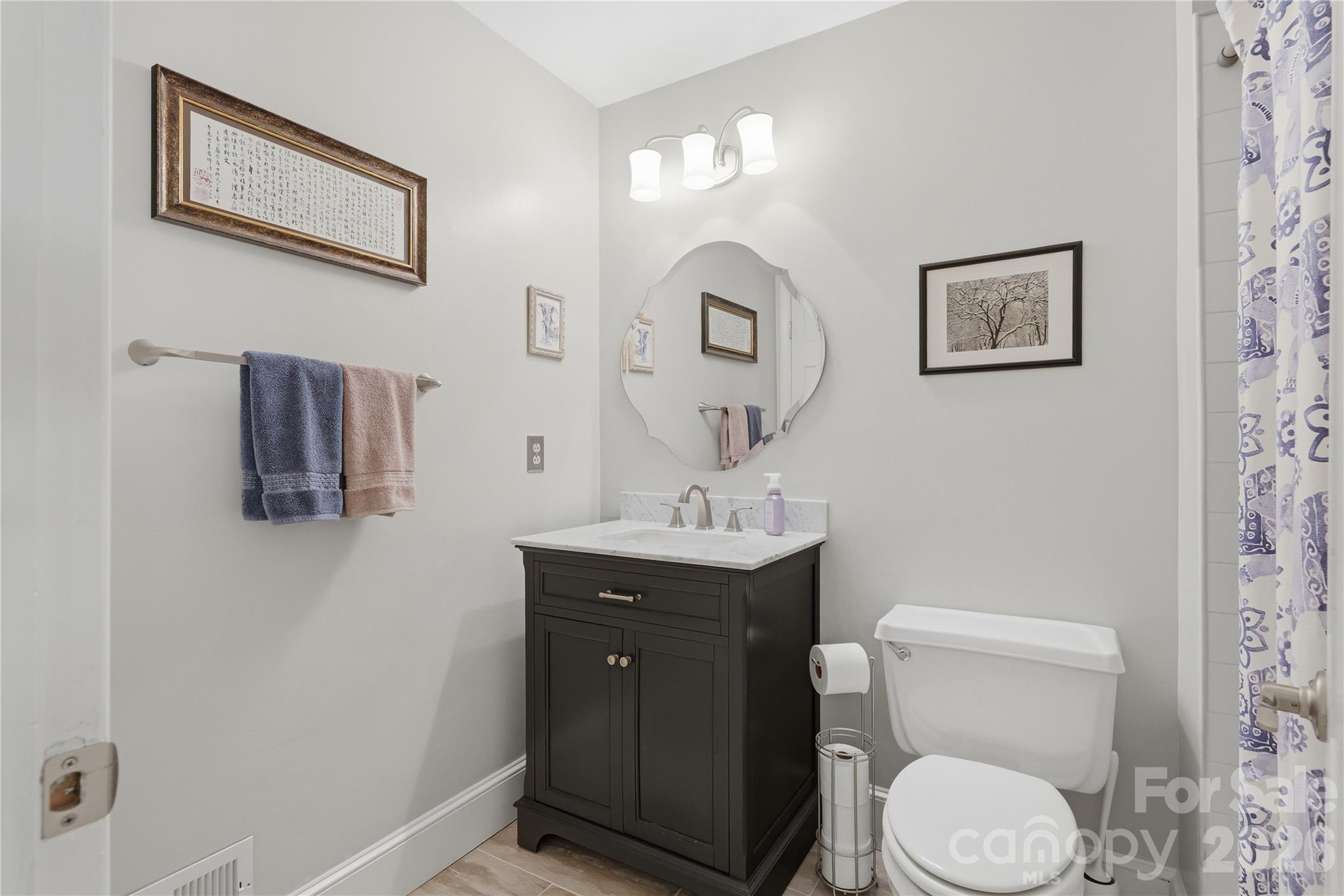 2402 Beaucatcher Lane — Charlotte