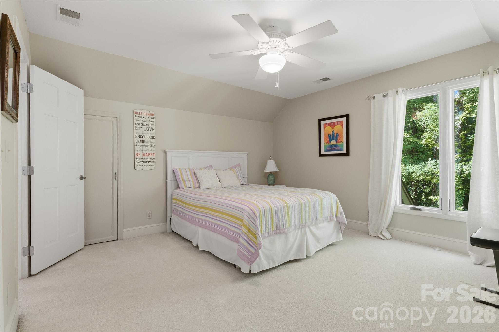 2402 Beaucatcher Lane — Charlotte