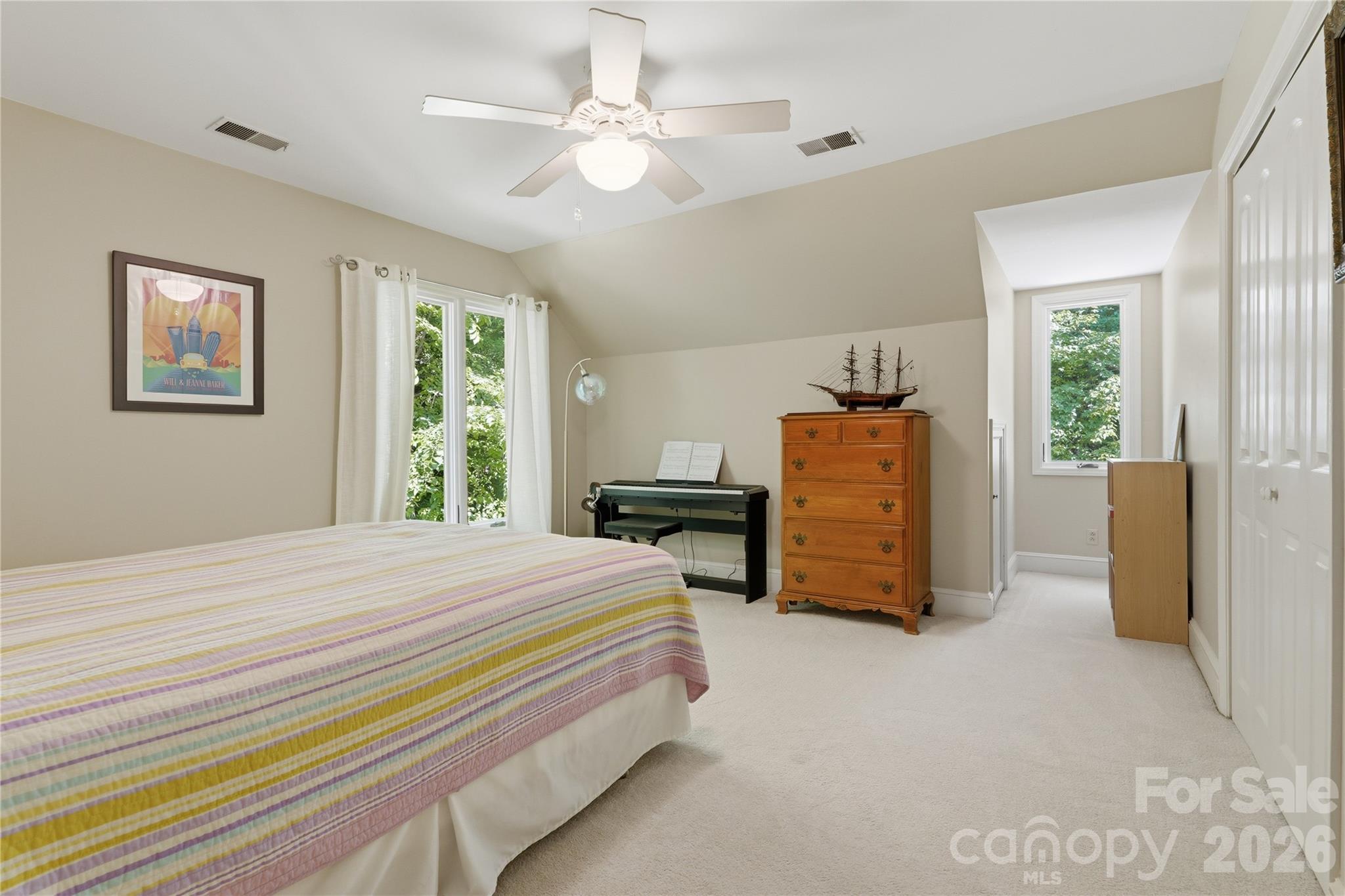 2402 Beaucatcher Lane — Charlotte
