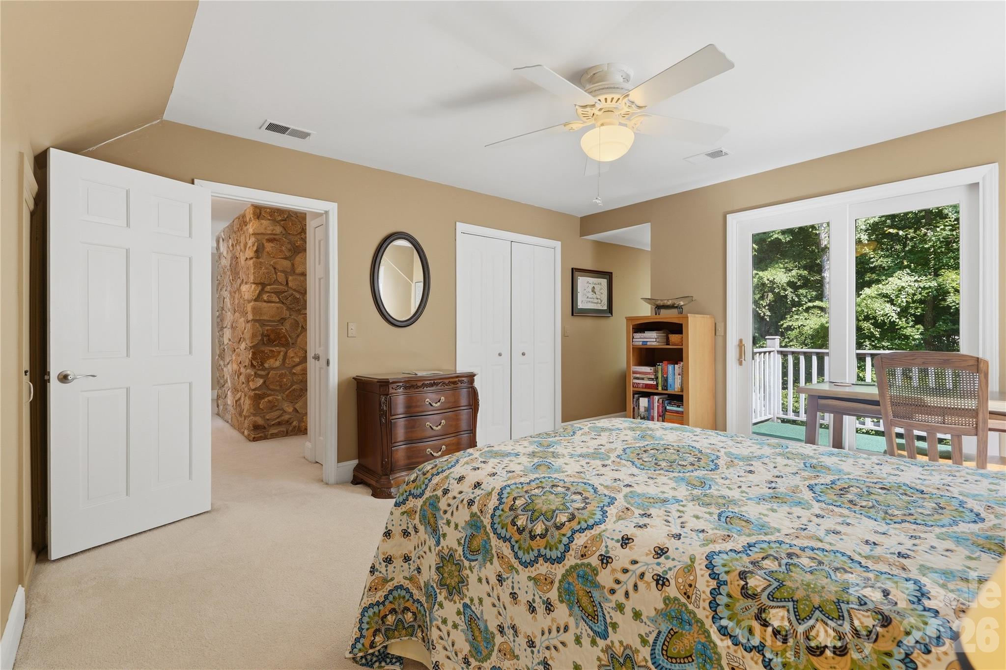 2402 Beaucatcher Lane — Charlotte