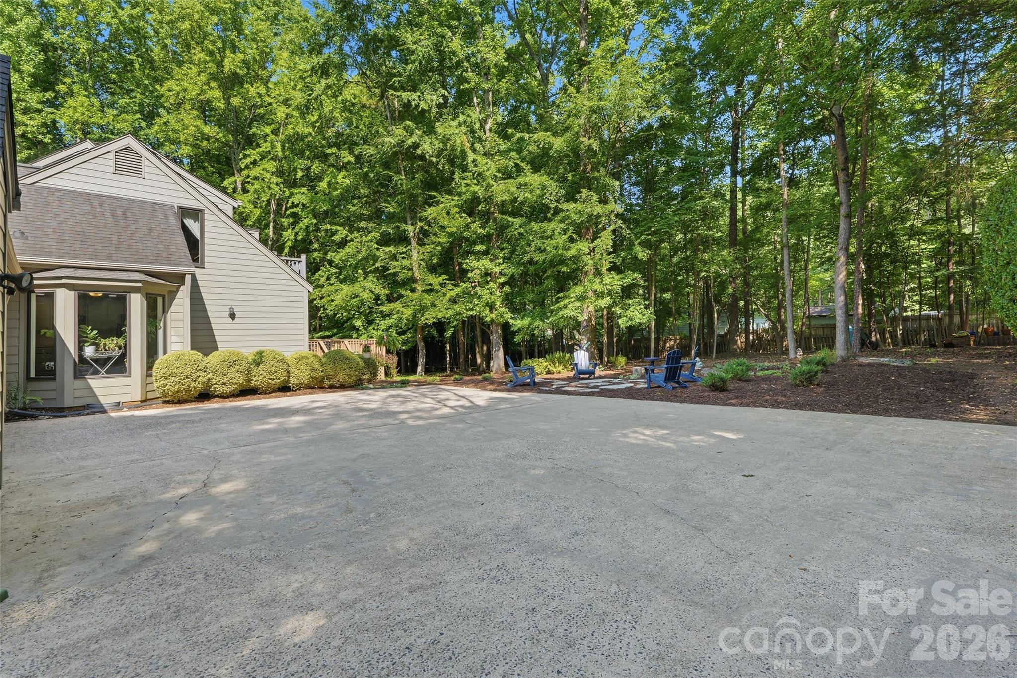 2402 Beaucatcher Lane — Charlotte