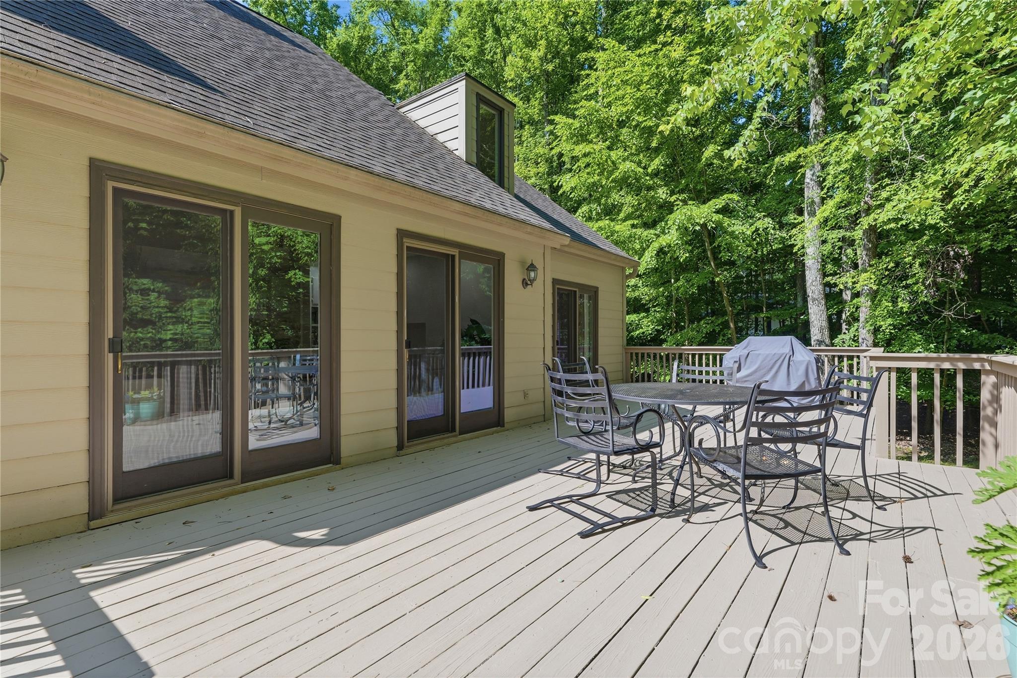 2402 Beaucatcher Lane — Charlotte